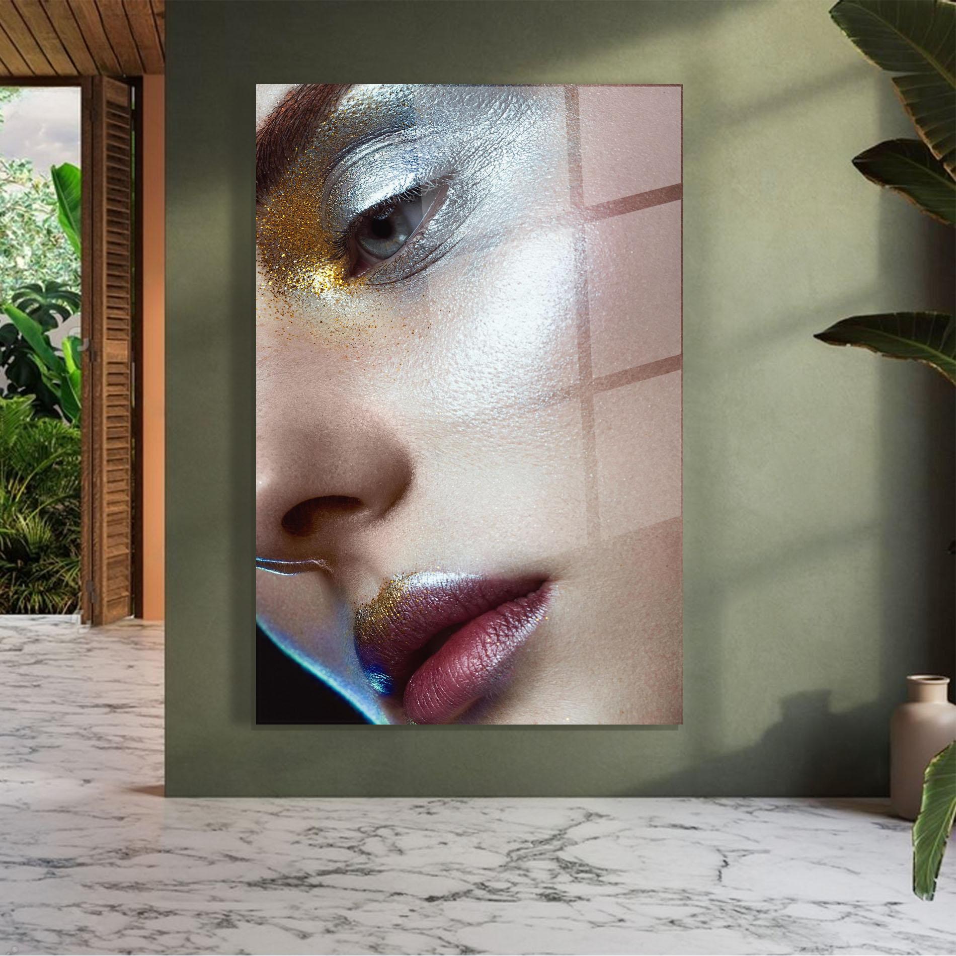 Glasbild Golden Silver Makeup mockup 7