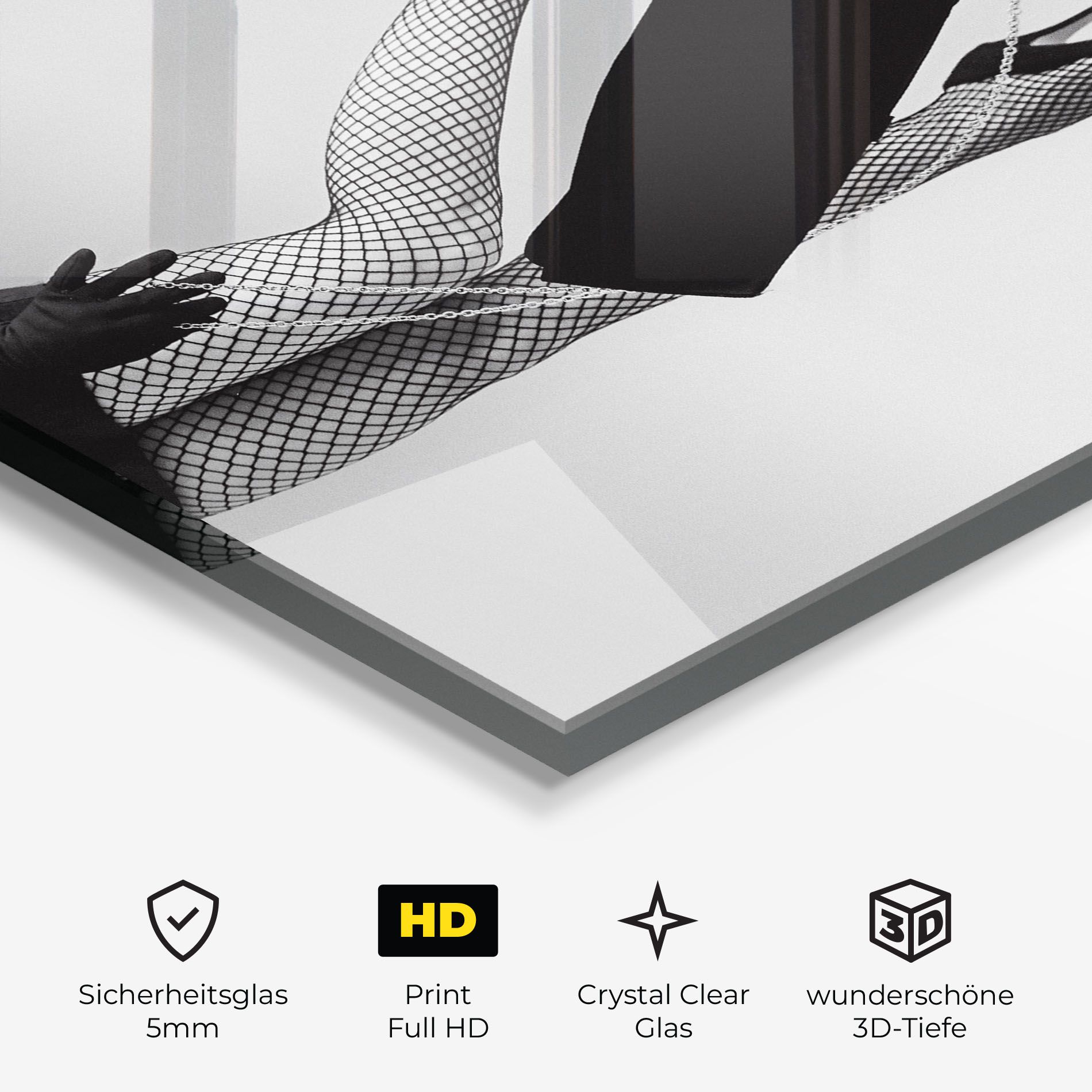 Black Outfit Woman mockup 3