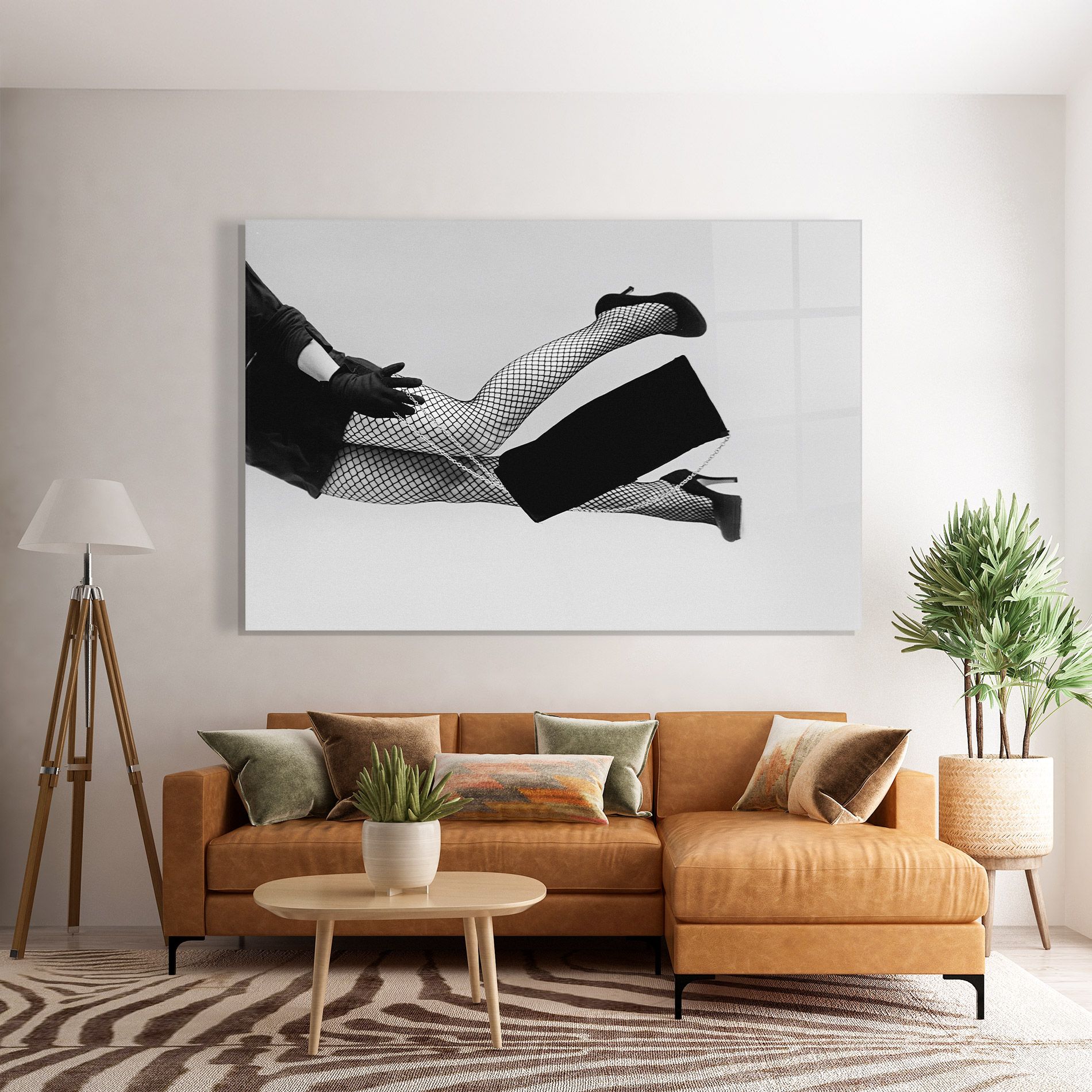 Black Outfit Woman mockup 7