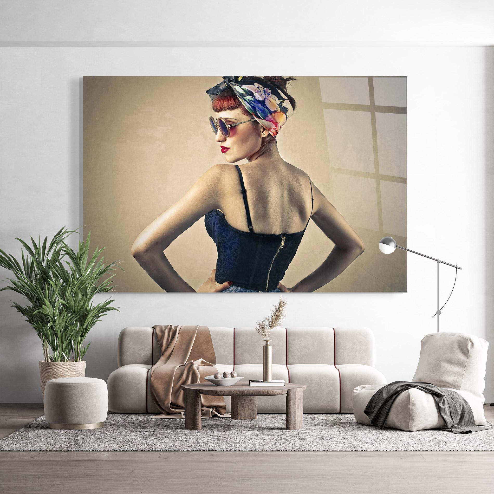 Glasbild Pin Up Girl mockup 9