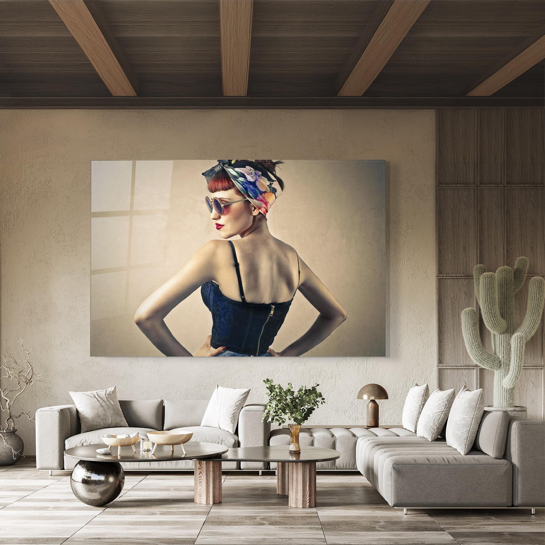 Glasbild Pin Up Girl mockup 8