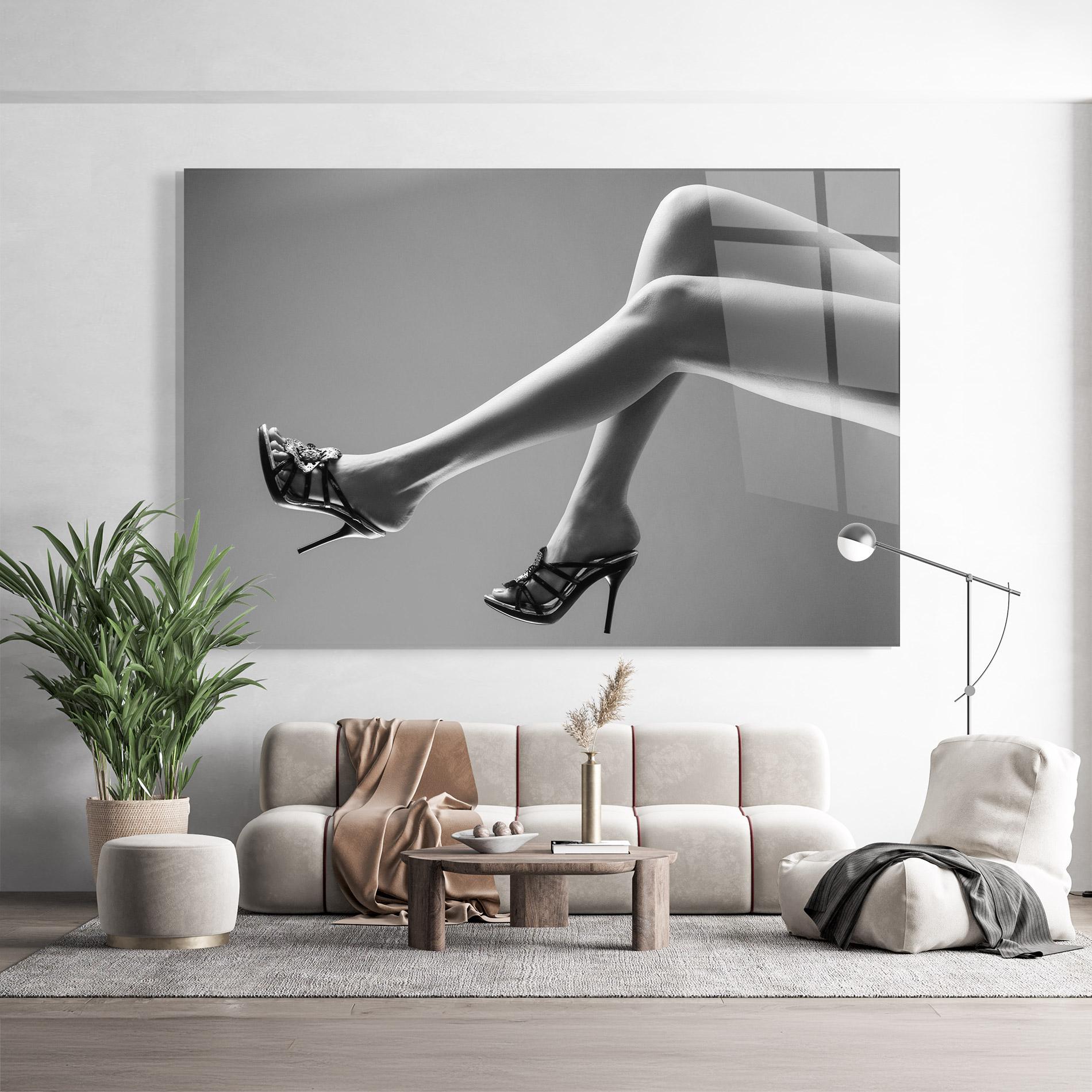 Glasbild Black Shoes On Grey mockup 9