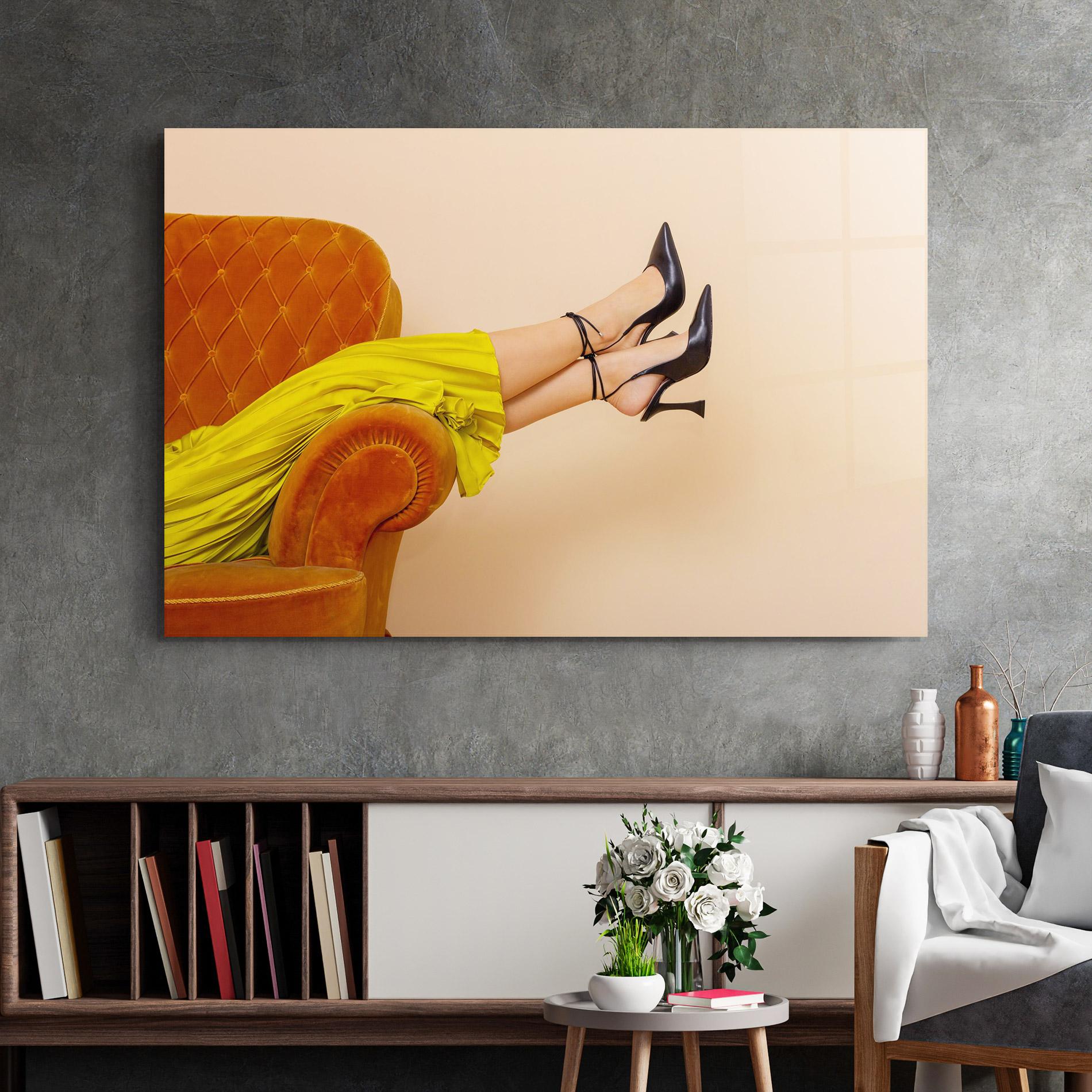 Glasbild Black Heals On Cream mockup 2