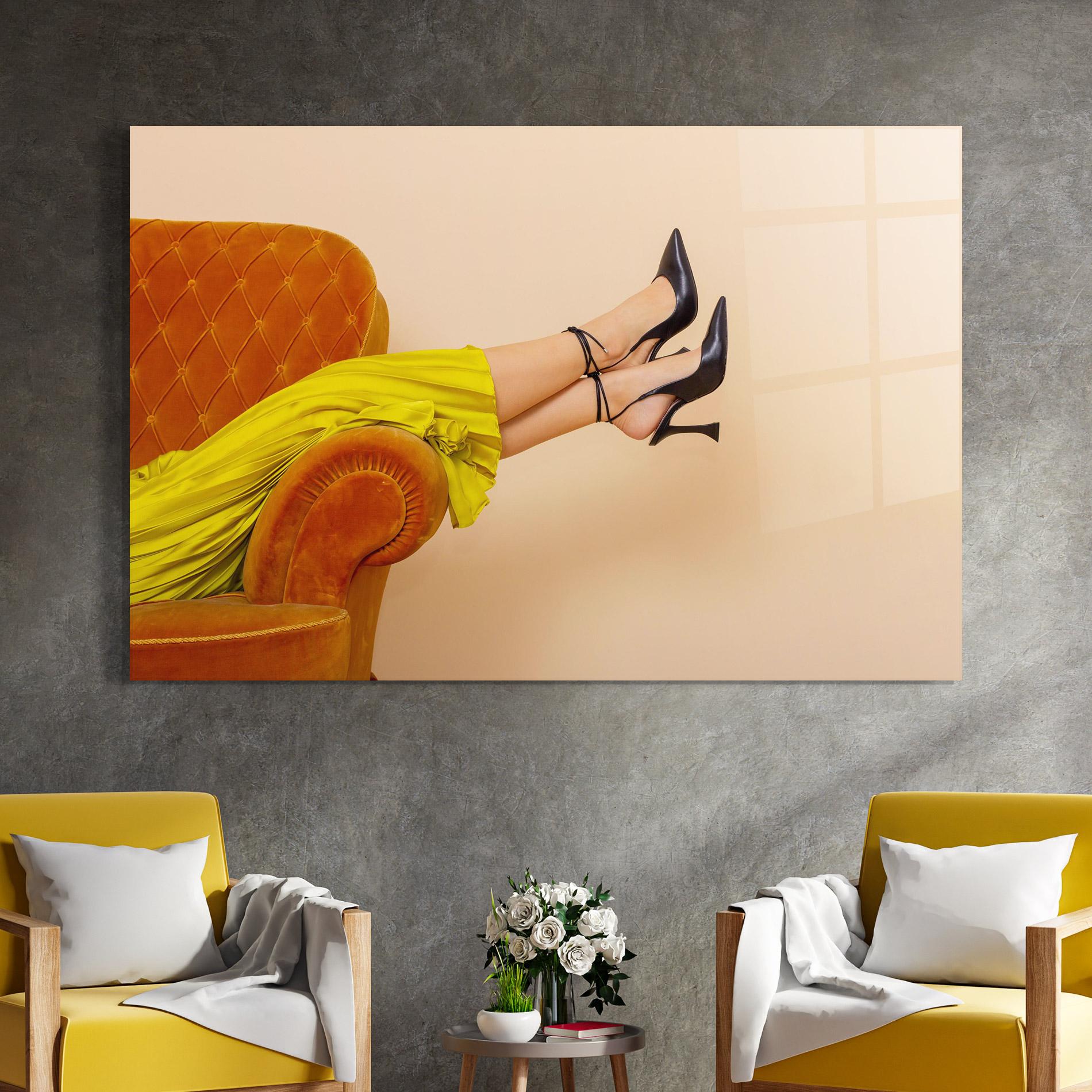 Glasbild Black Heals On Cream mockup 4