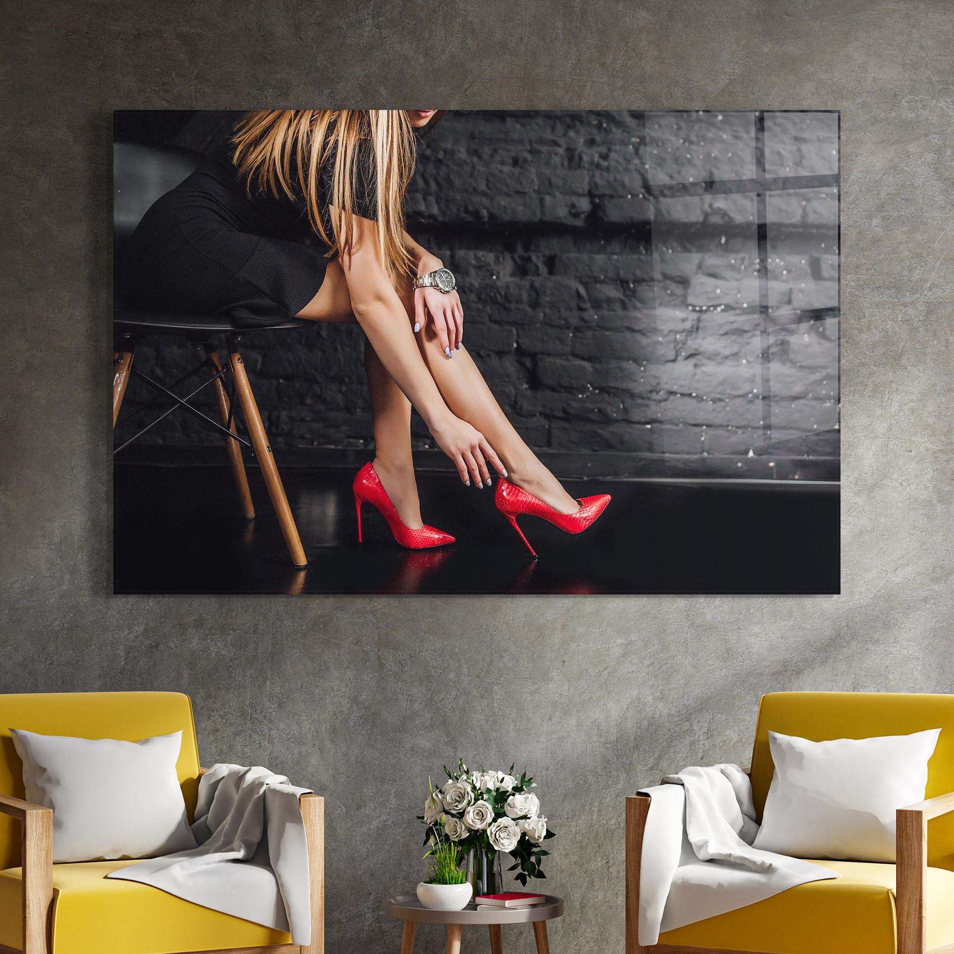 Glasbild Elegan Red Heels mockup 4