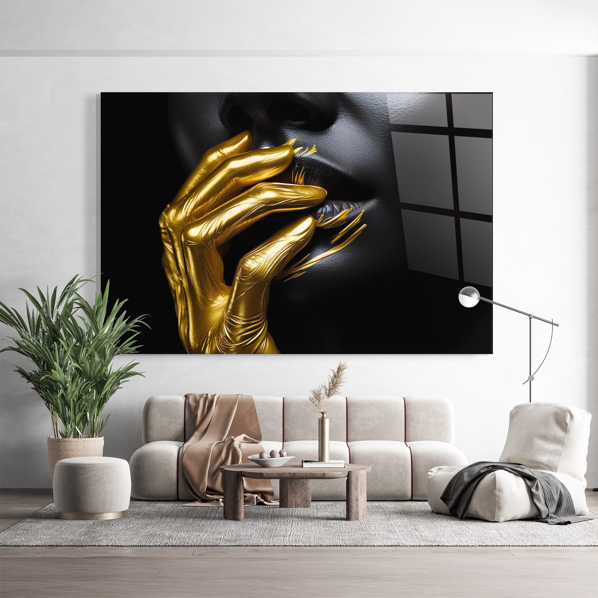 Glasbild Gold Small Hand mockup 9