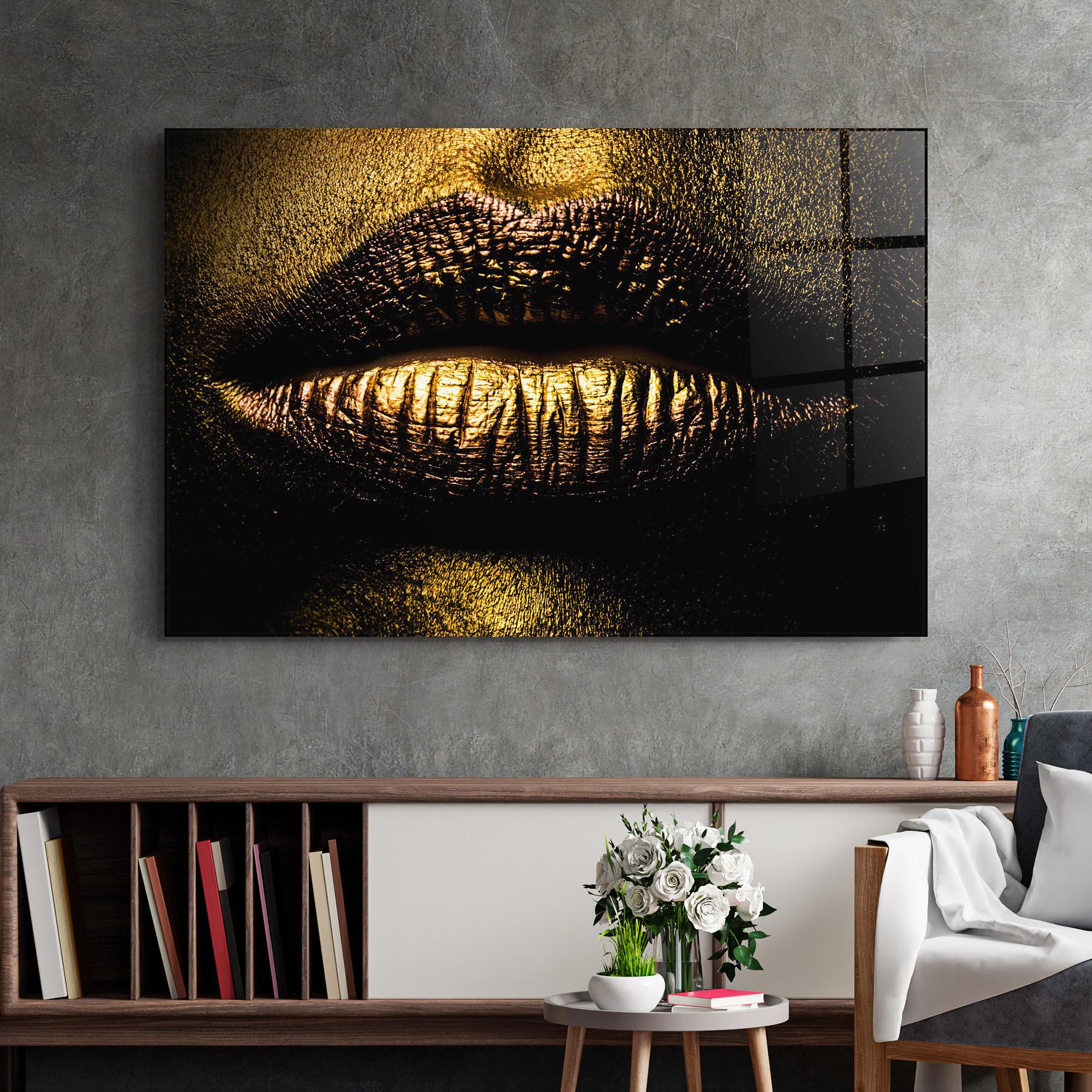 Glasbild Gold Metal Lips mockup 2