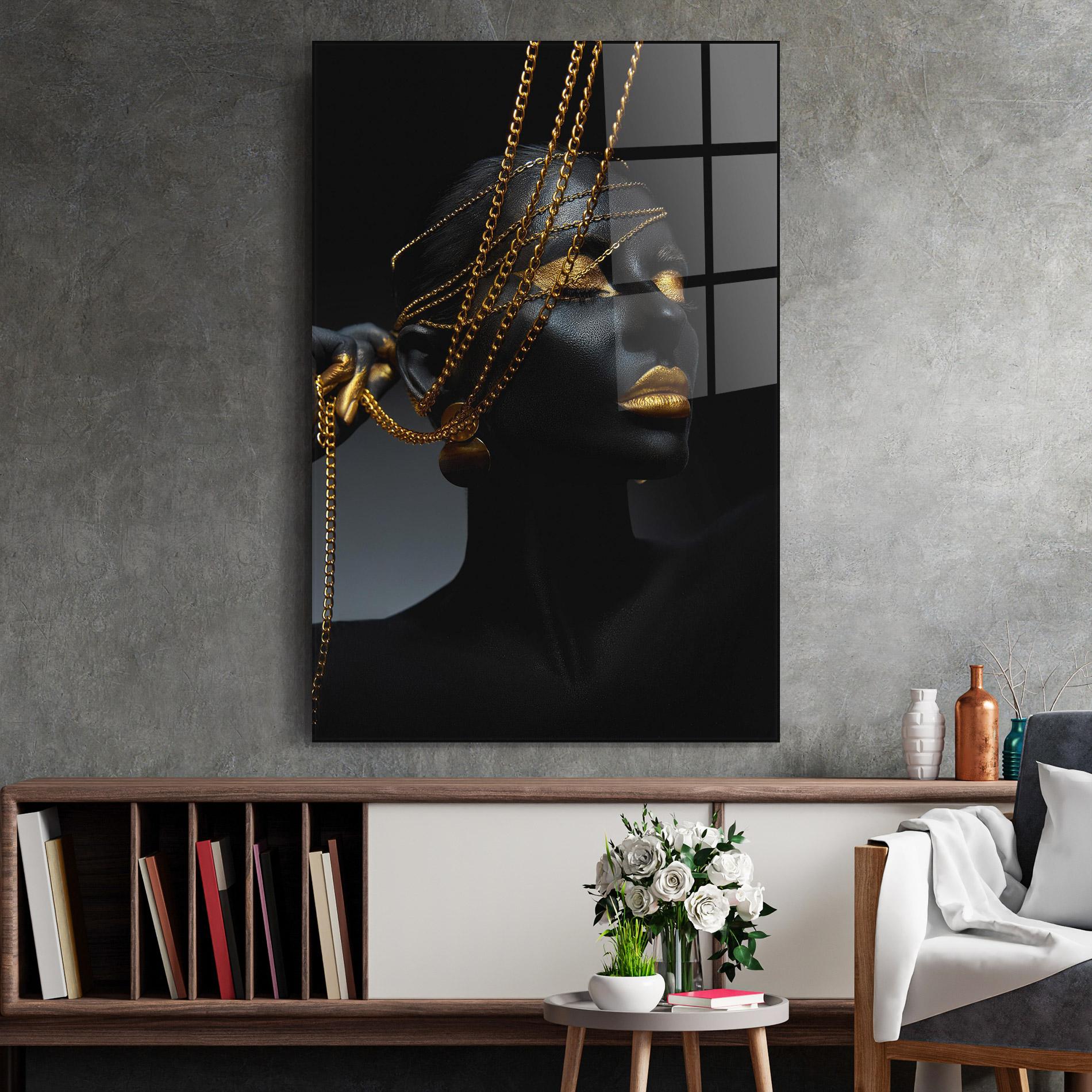 Glasbild Gold Chain Fingertips mockup 2