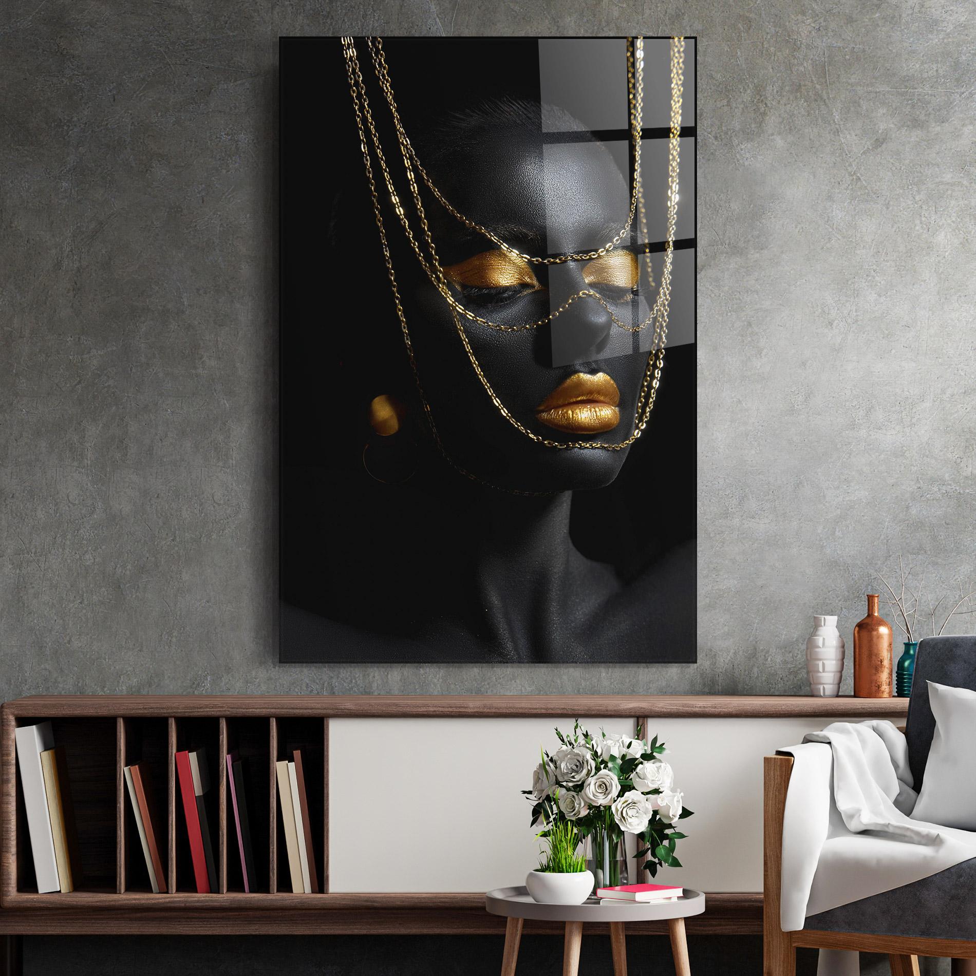 Glasbild Gold Chain Girl mockup 2