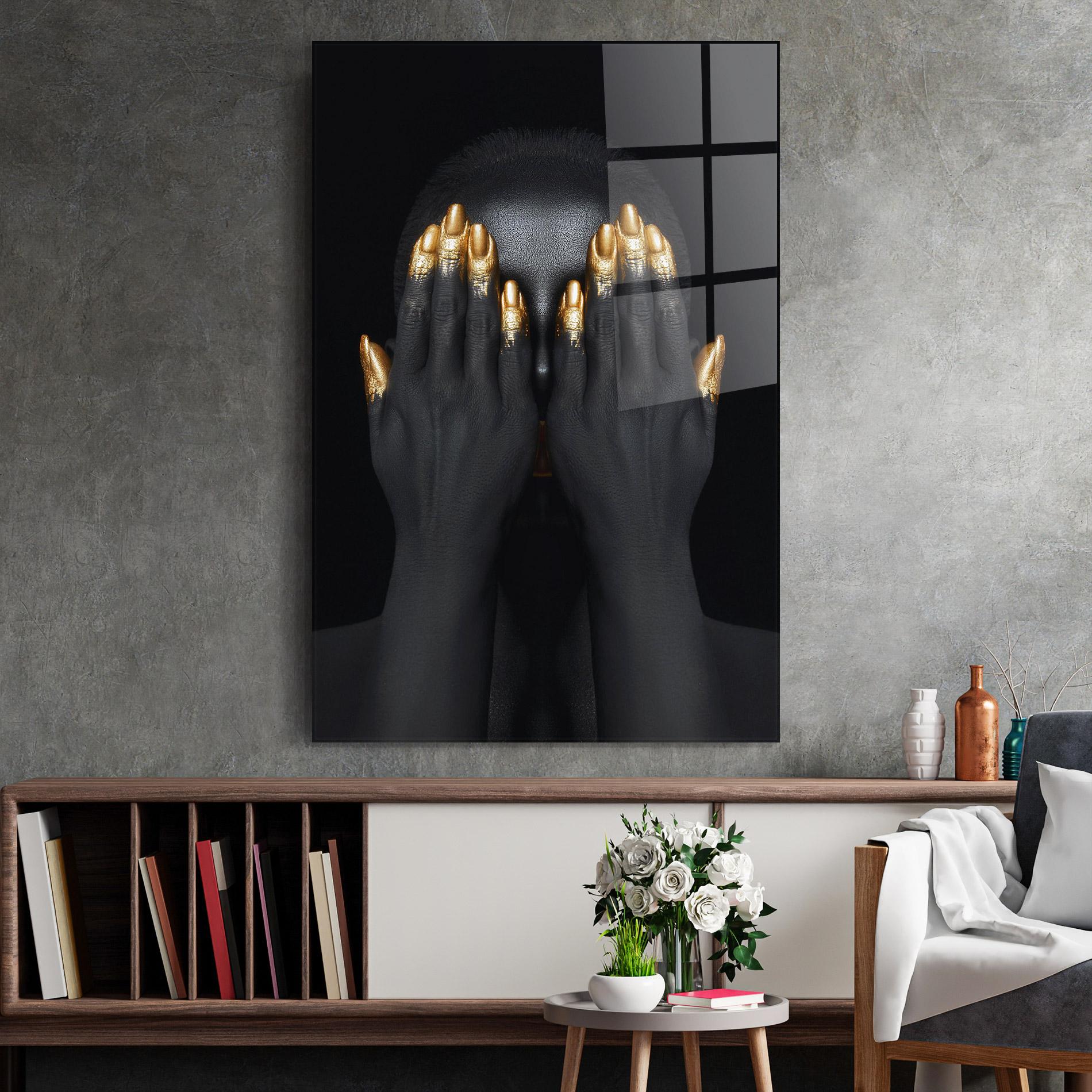 Glasbild Gold Fingertips Chain mockup 2