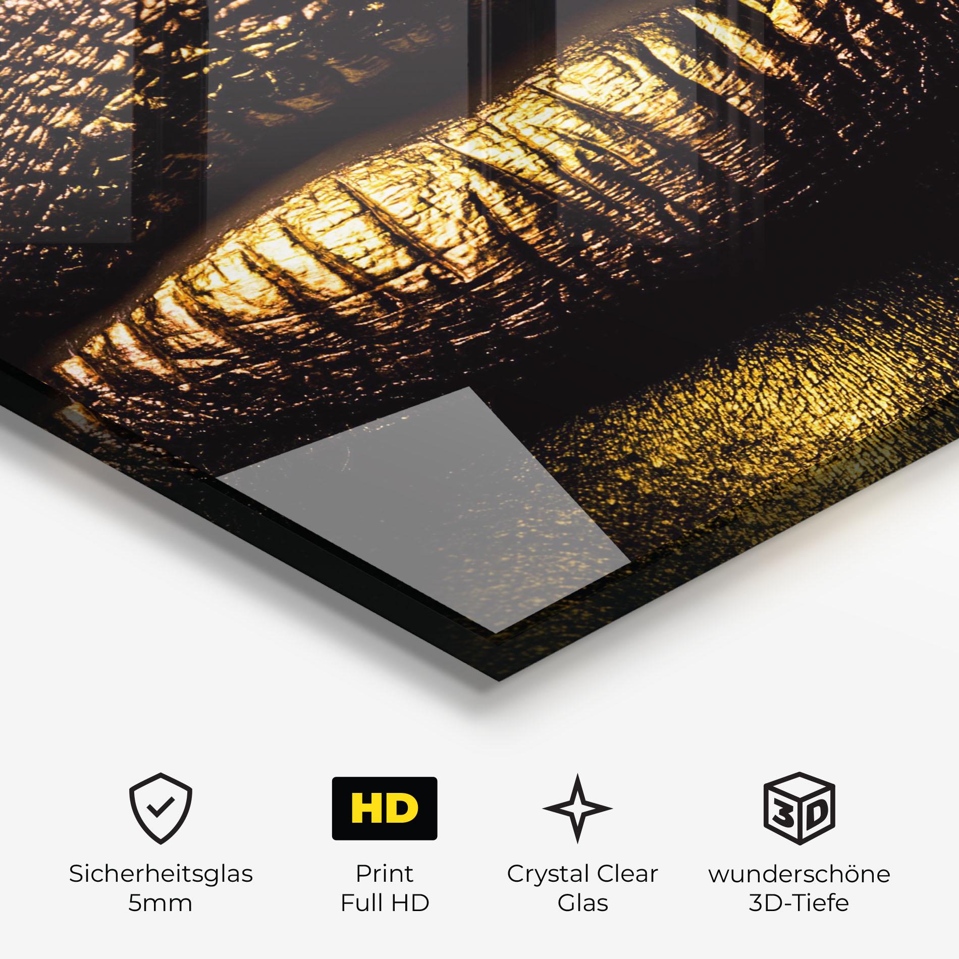 Glasbild Gold Metal Lips mockup 3