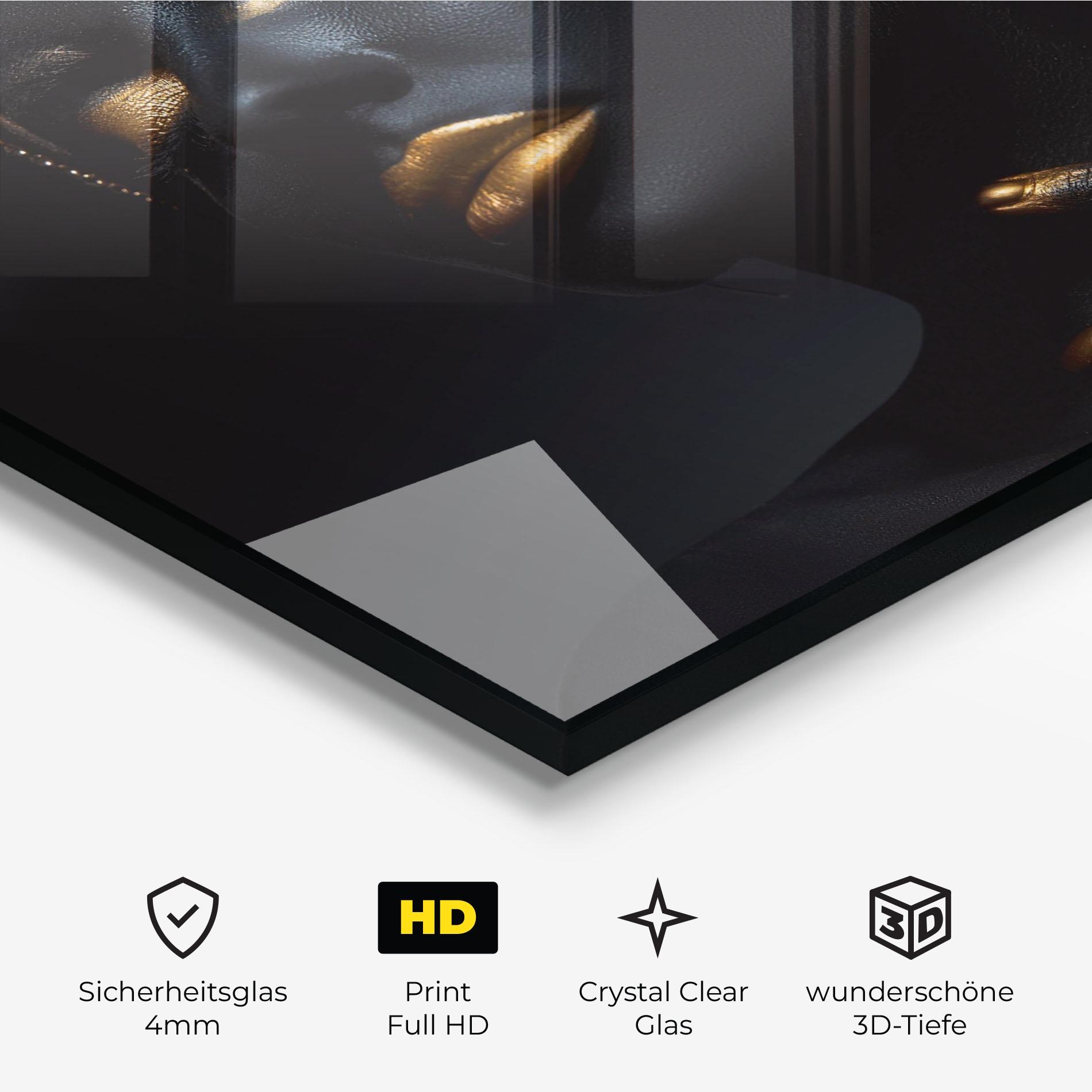 Glasbild Black Gold Skin mockup 3
