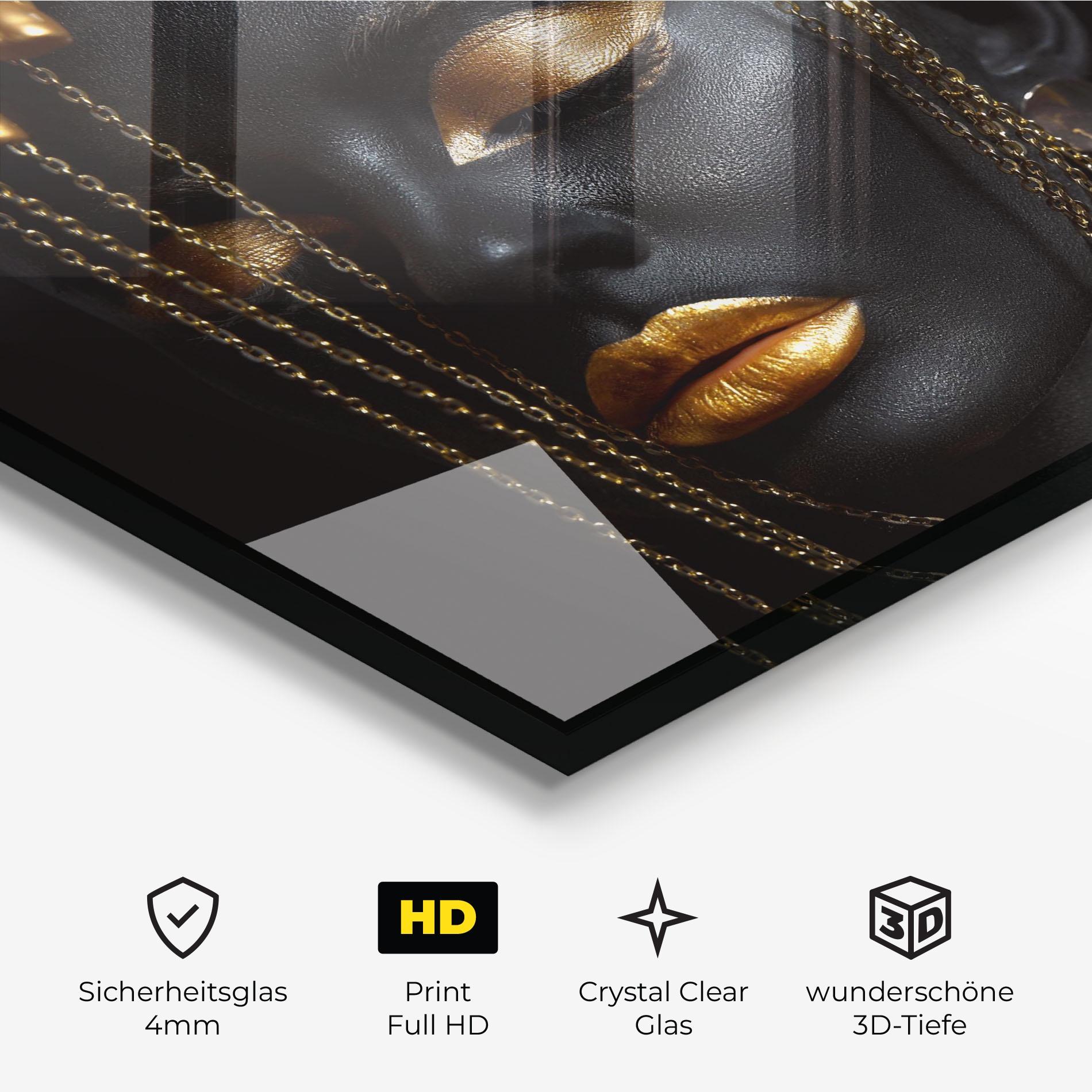 Glasbild Chain Gold Eyelids mockup 3