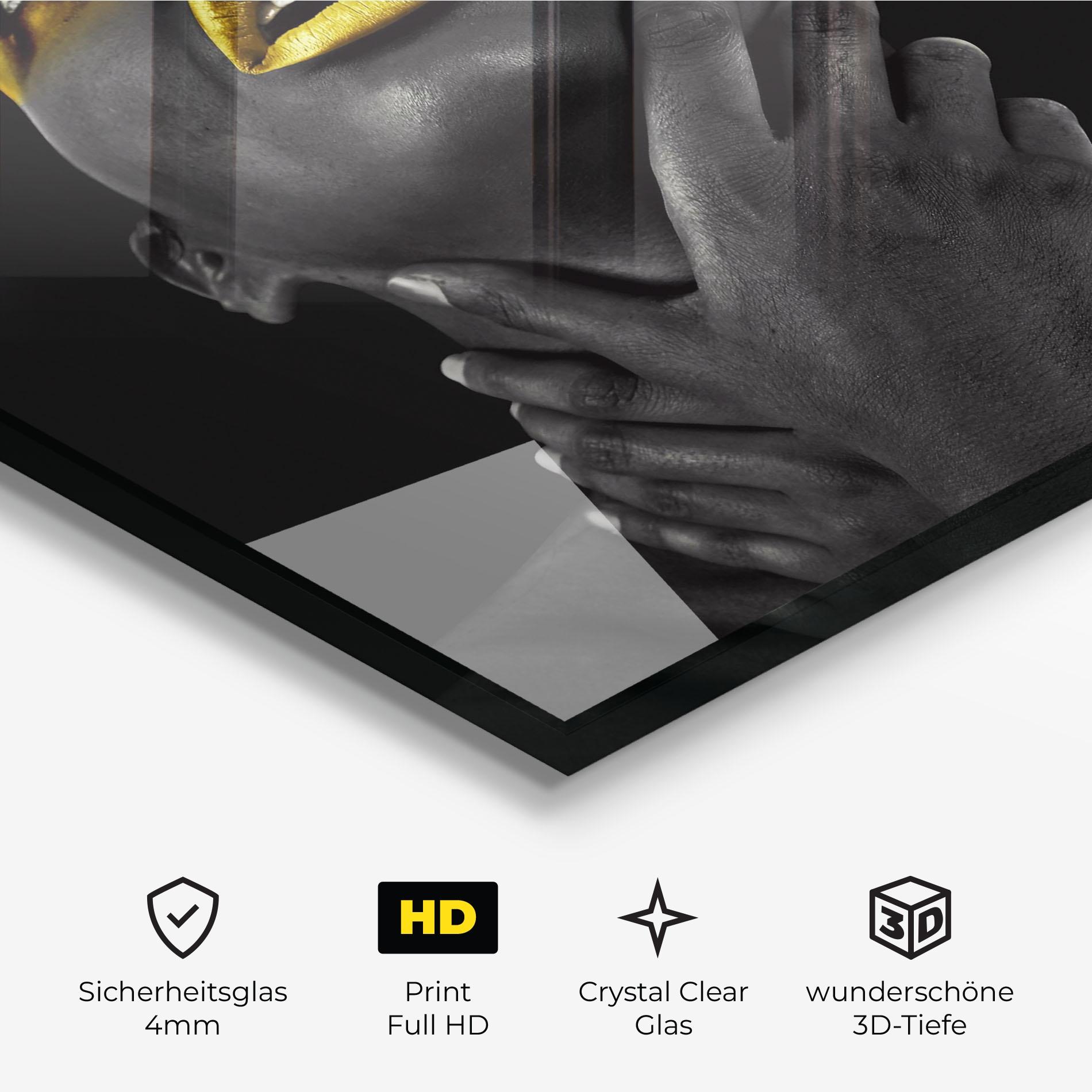 Glasbild Golden Lips Women mockup 3