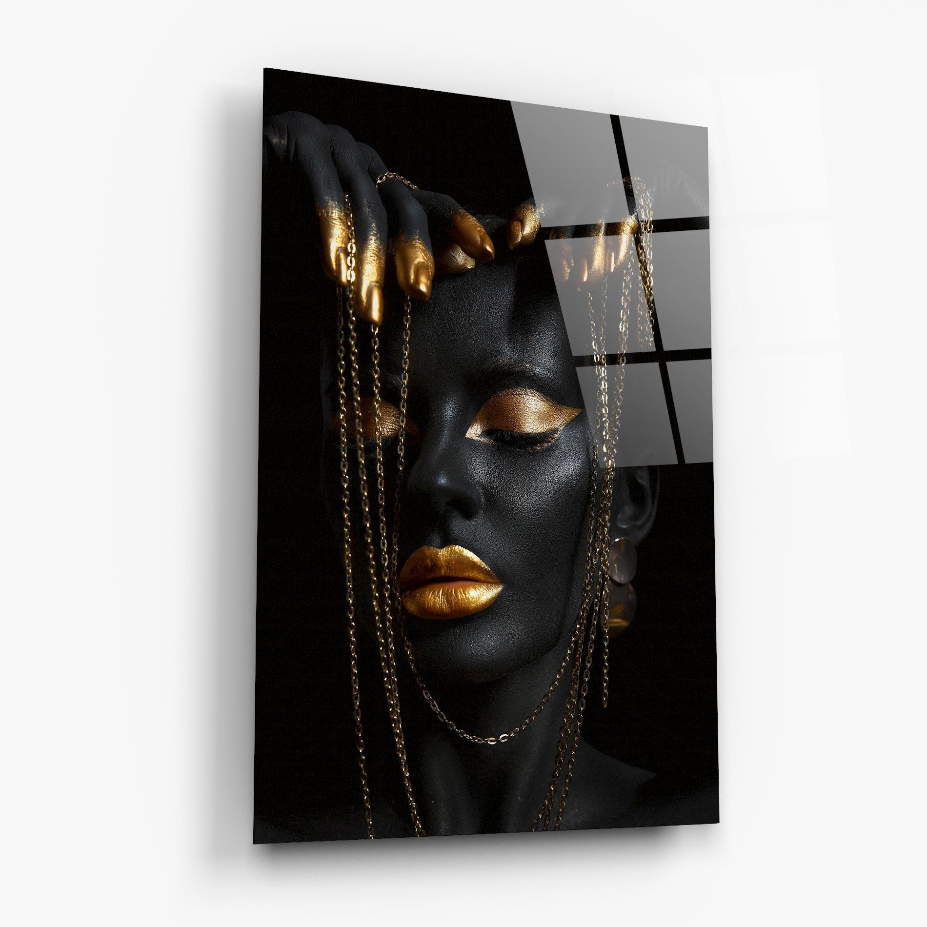 Glasbild Chain Gold Eyelids mockup 6