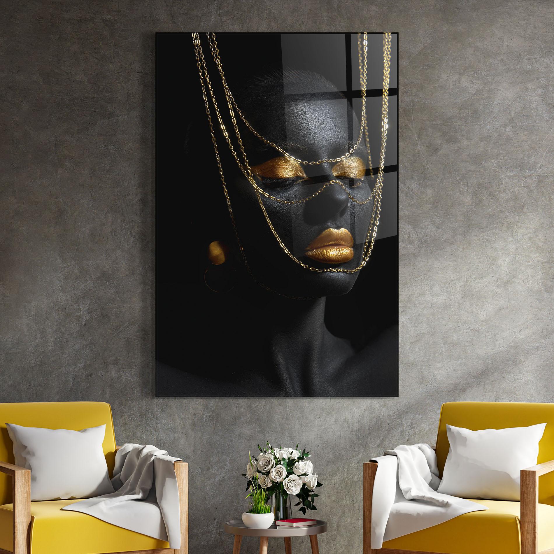 Glasbild Gold Chain Girl mockup 4