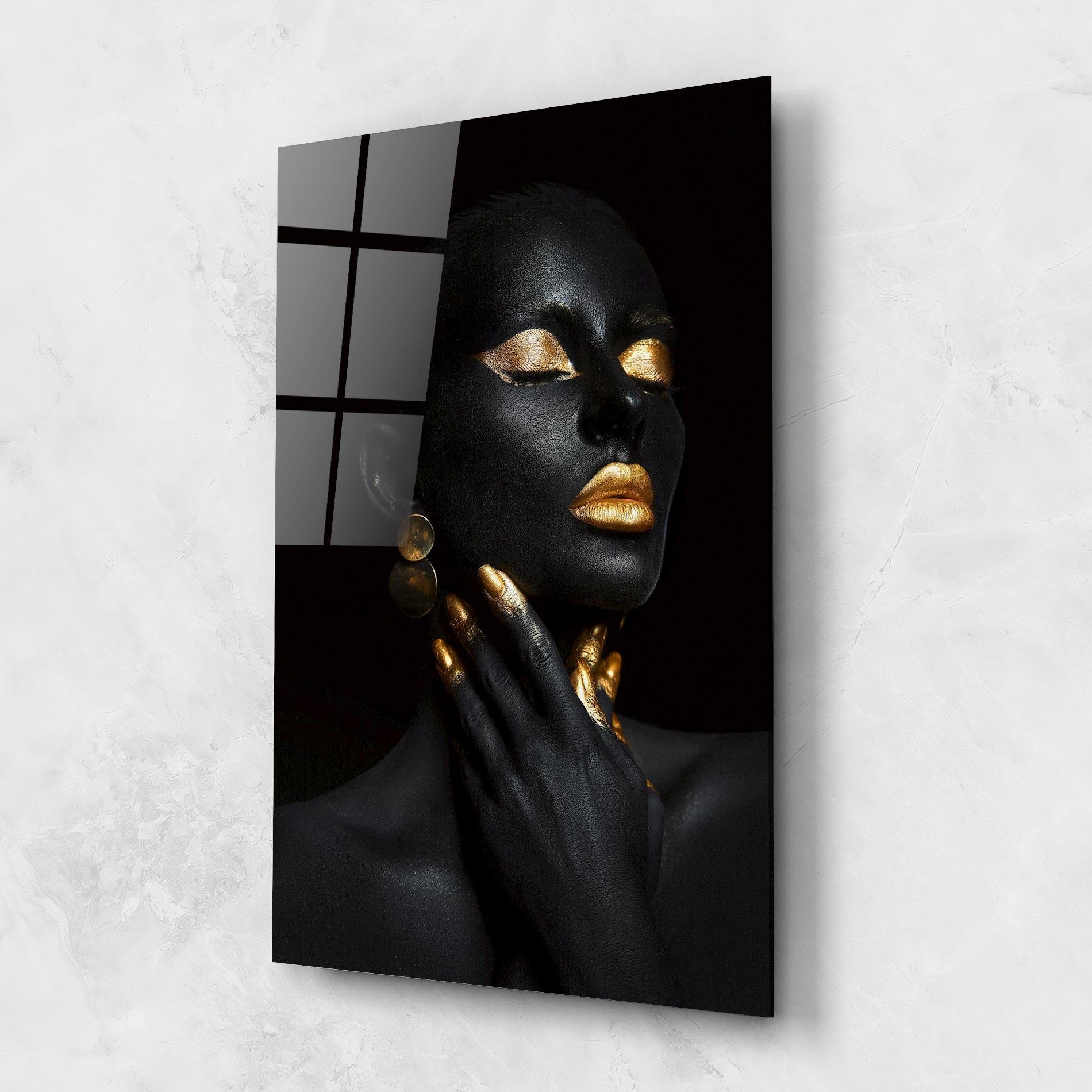 Glasbild Eyelids Gold Makeup mockup 1