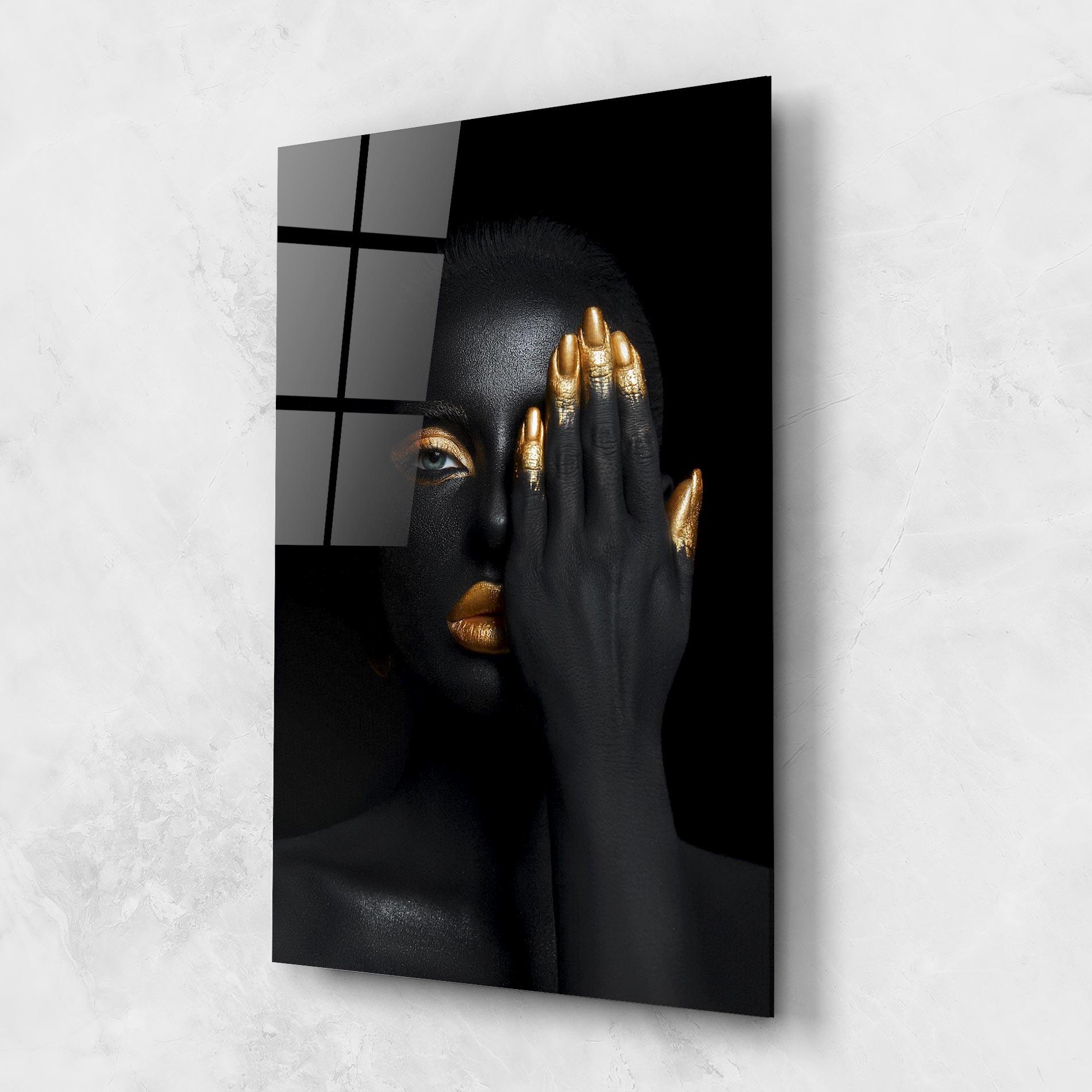 Glasbild Gold Makeup Chain mockup 1