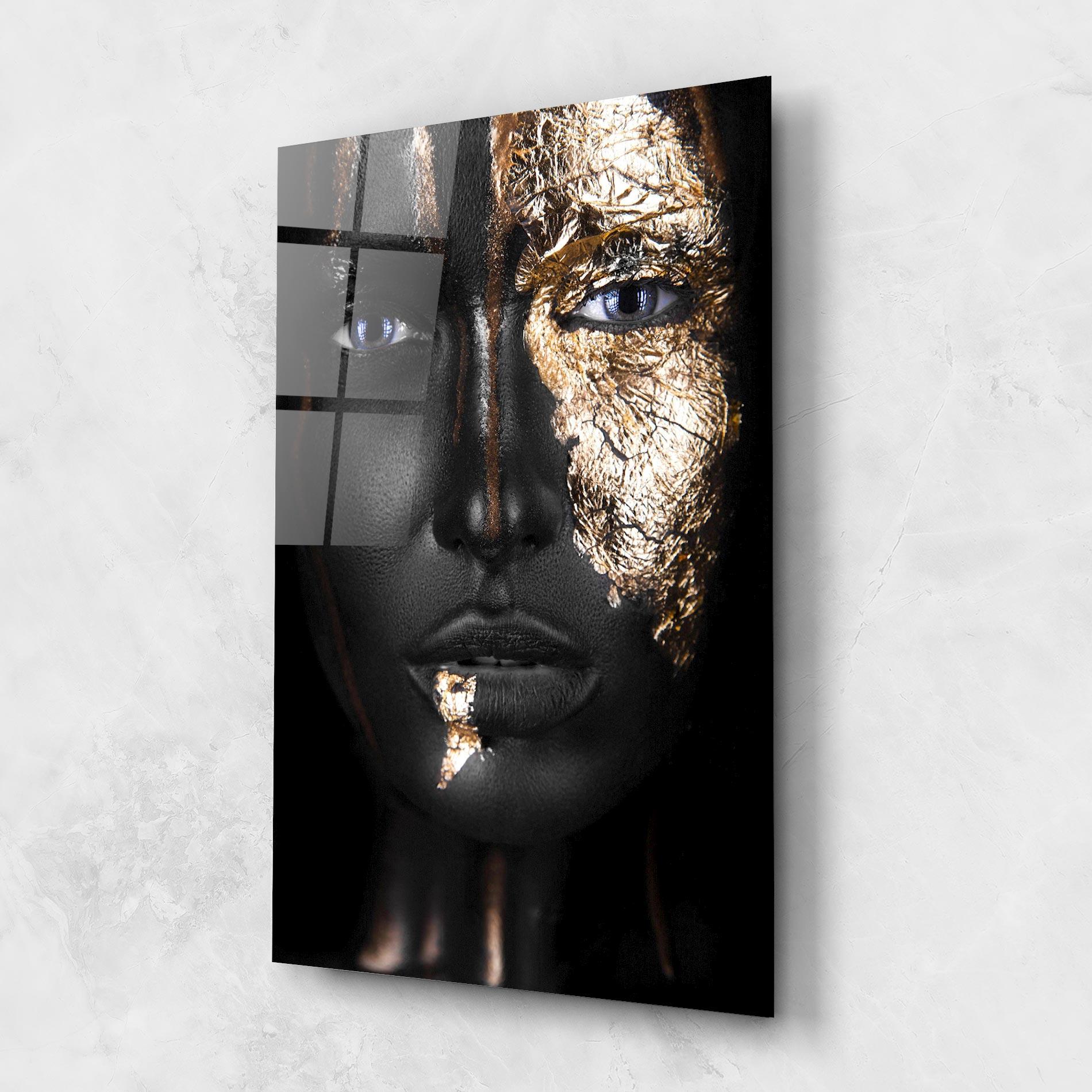 Glasbild Golden Face mockup 1
