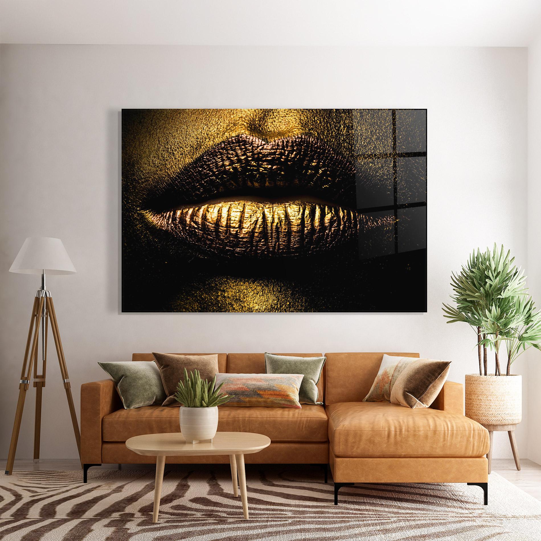 Glasbild Gold Metal Lips mockup 7