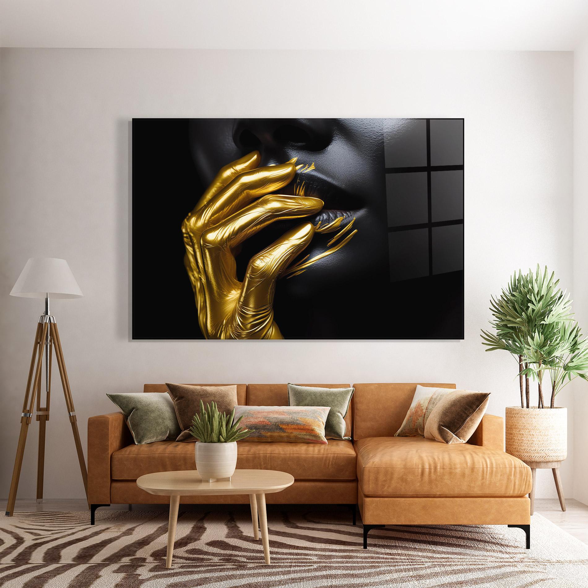 Glasbild Gold Small Hand mockup 7