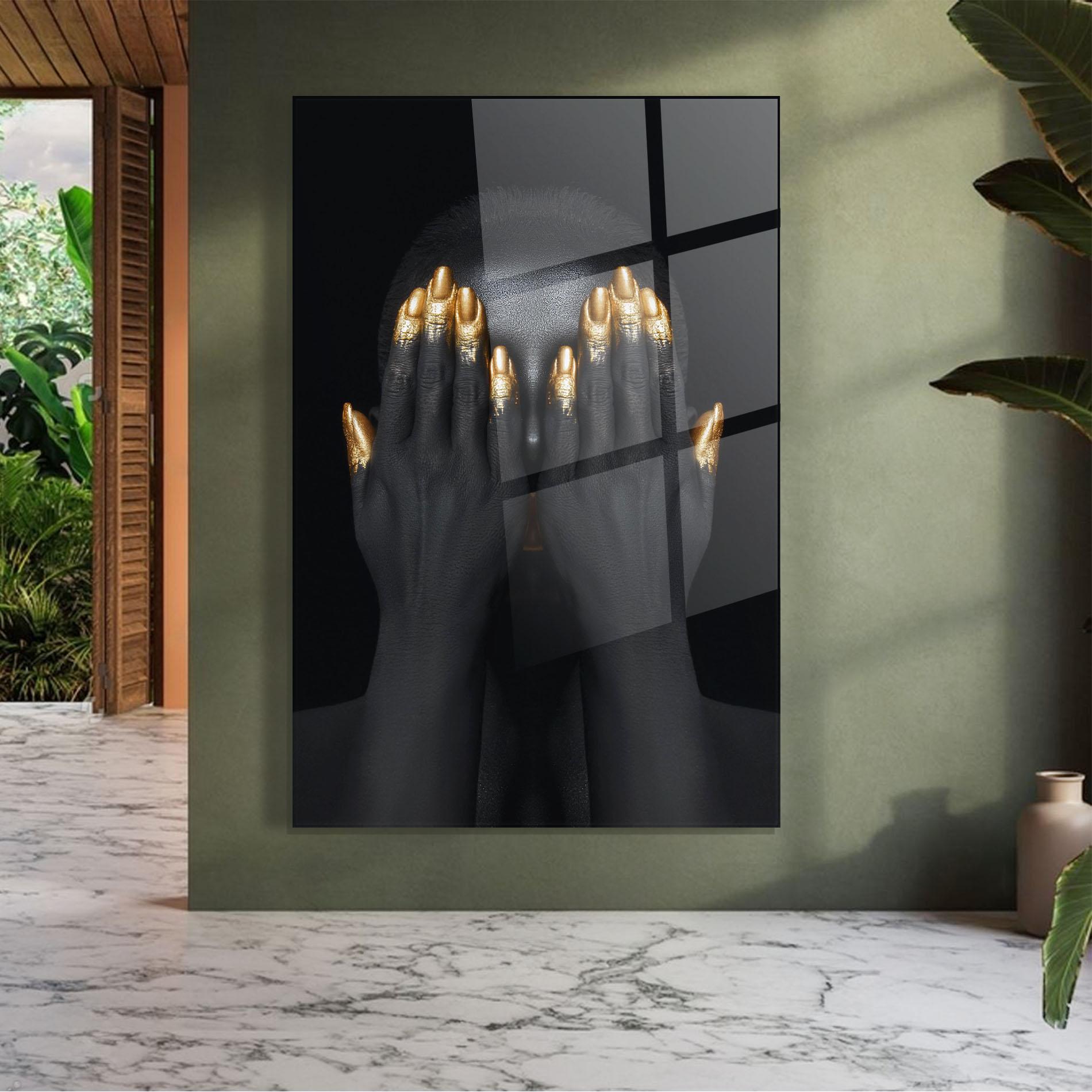 Glasbild Gold Fingertips Chain mockup 7