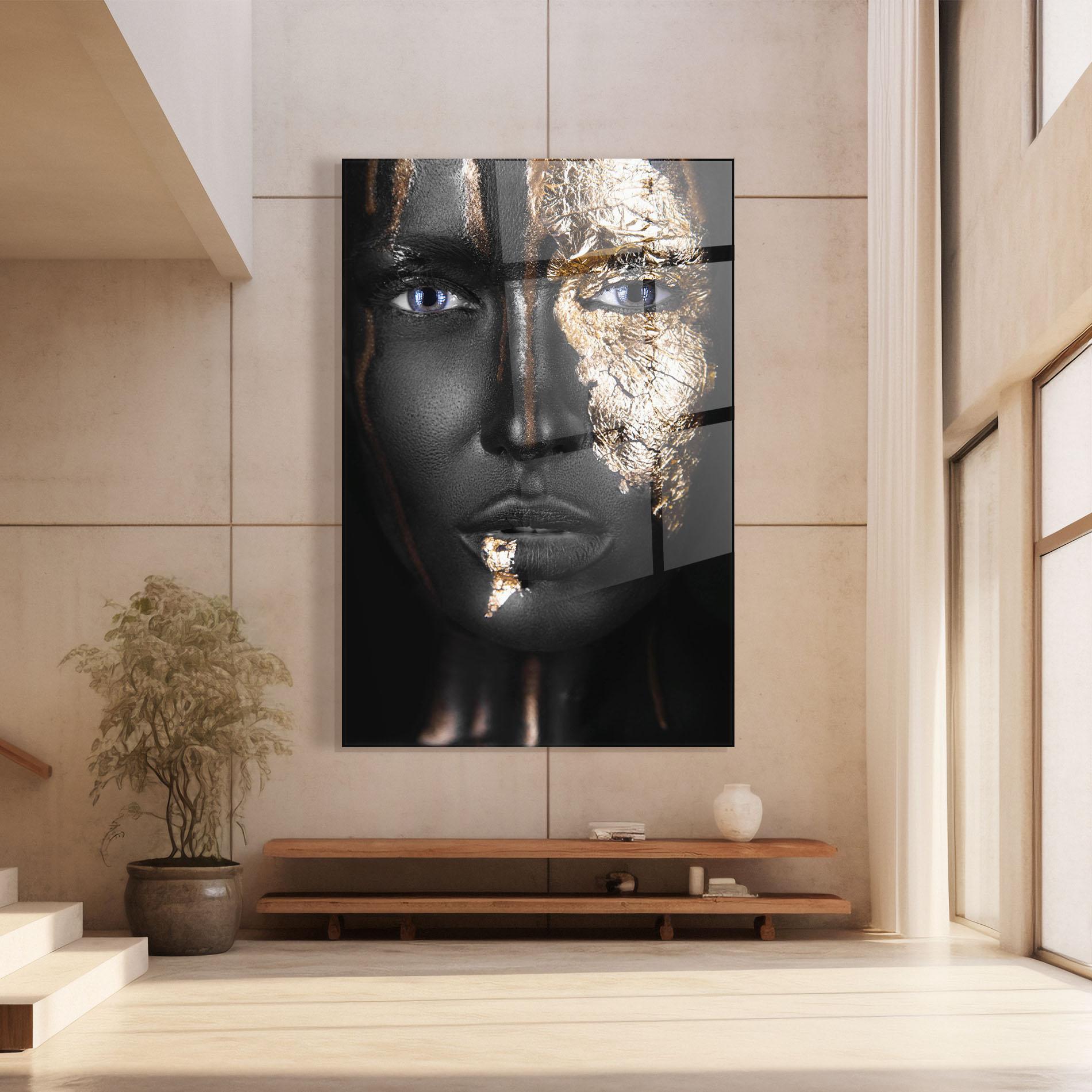 Glasbild Golden Face mockup 8
