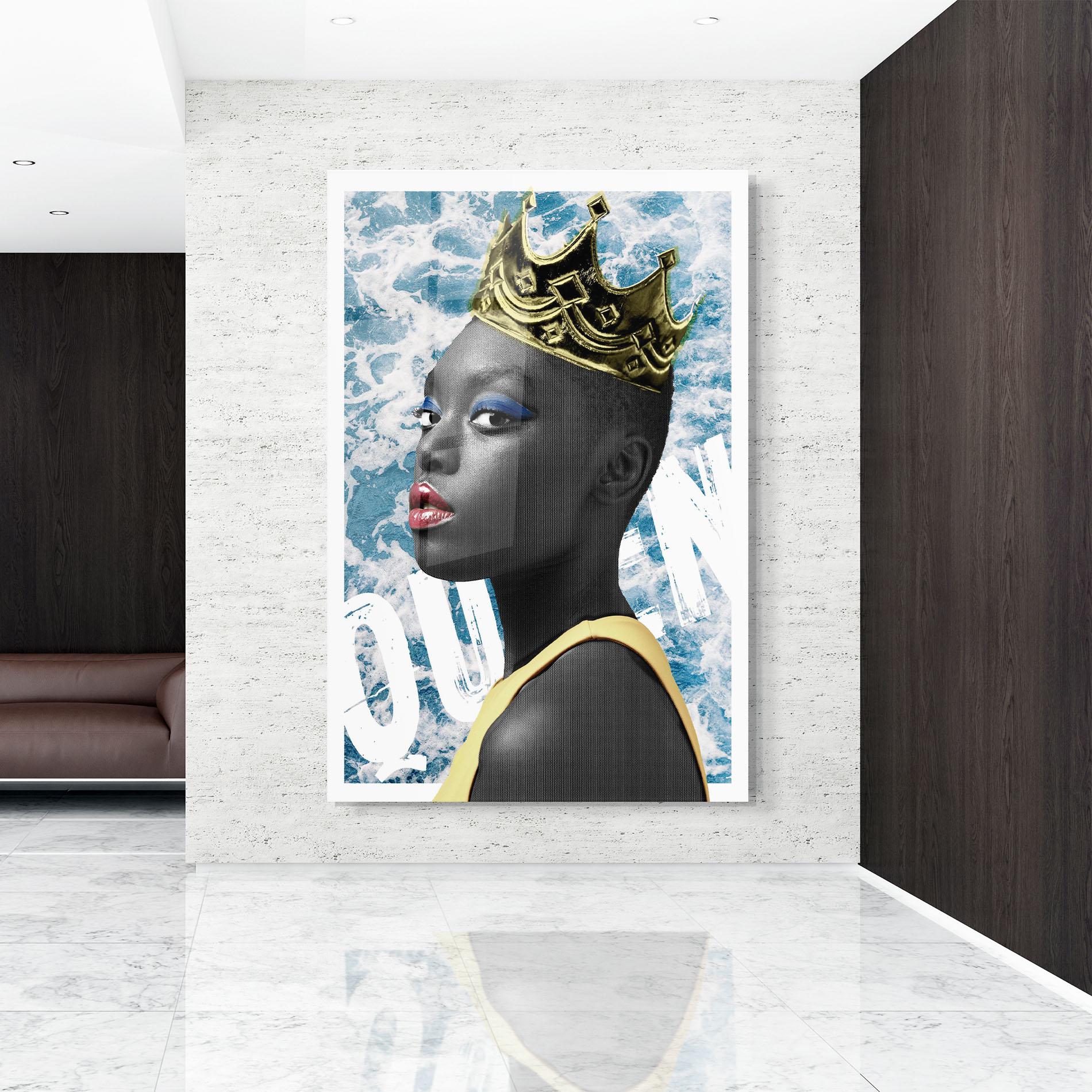 Glasbild American Woman Crown mockup 9