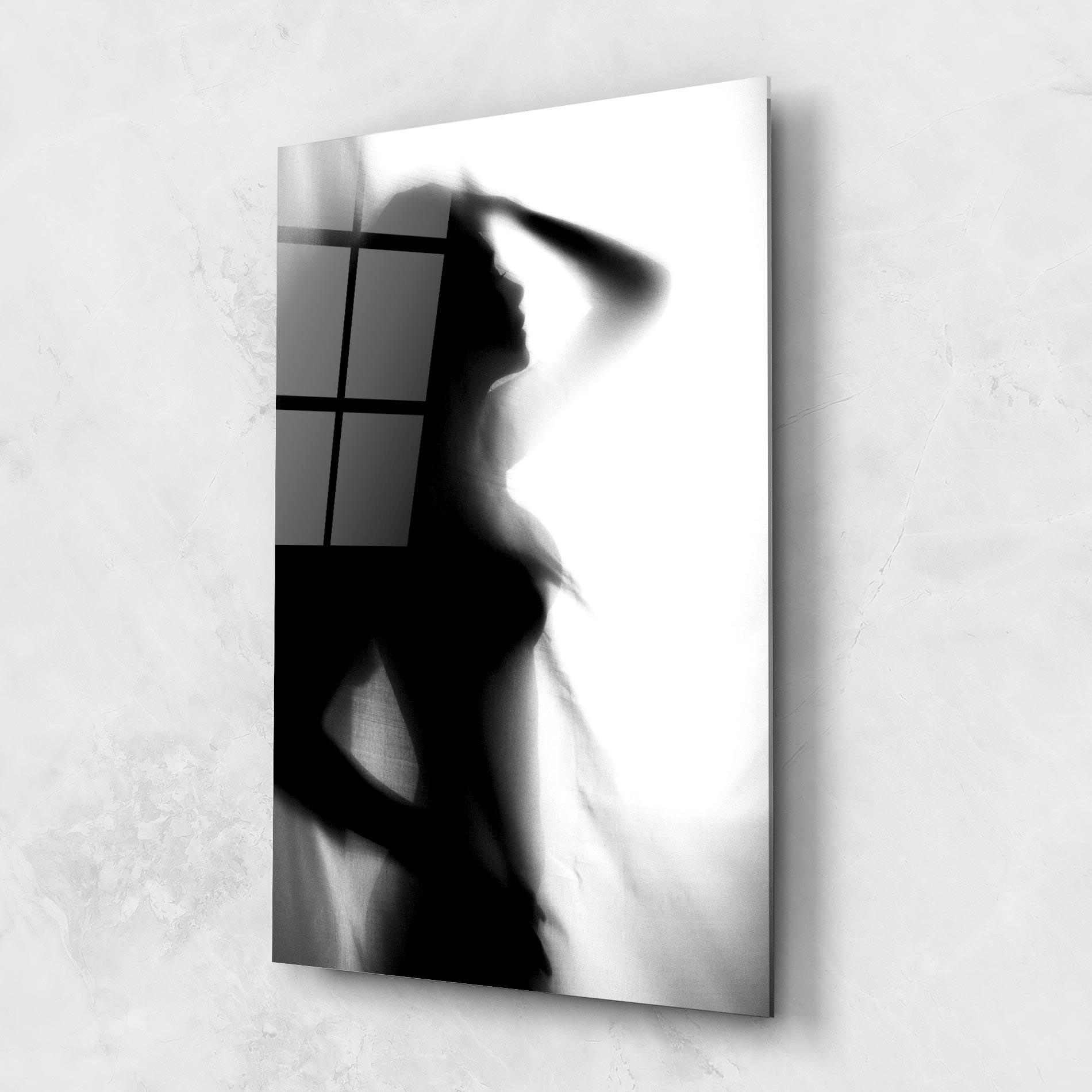 Glasbild Blurred Girl mockup 1