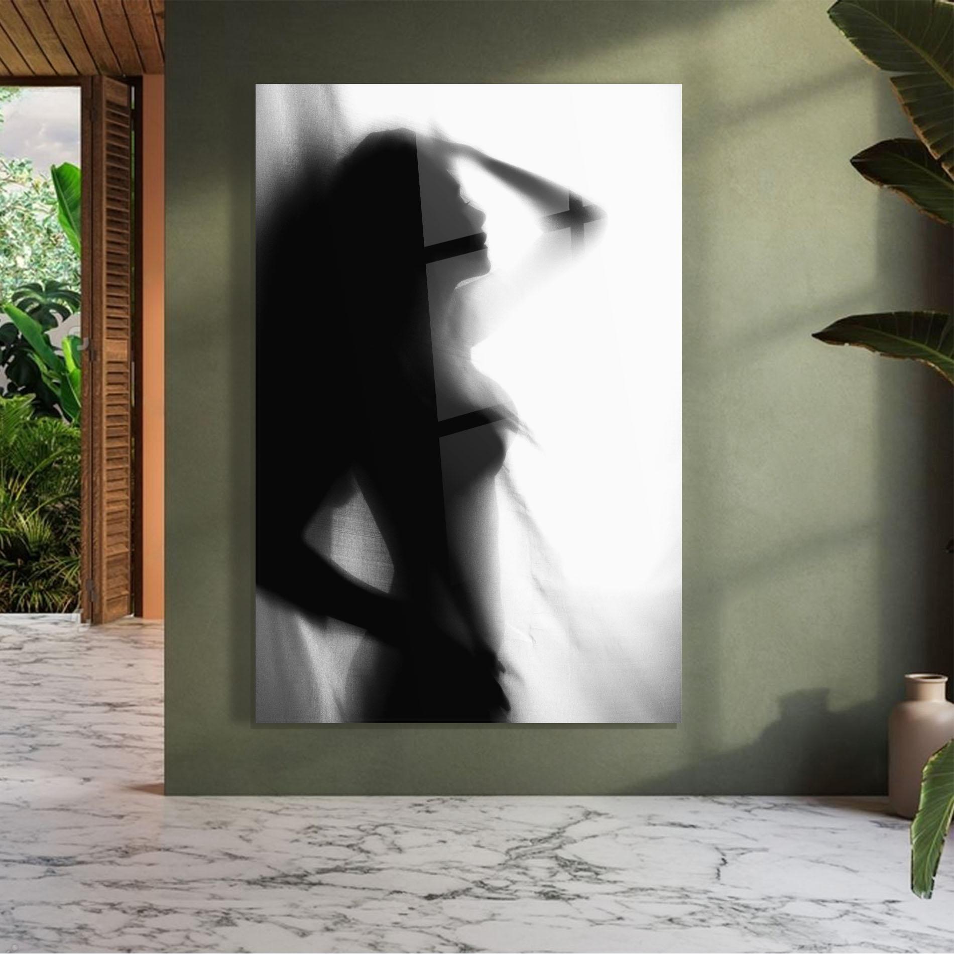 Glasbild Blurred Girl mockup 7