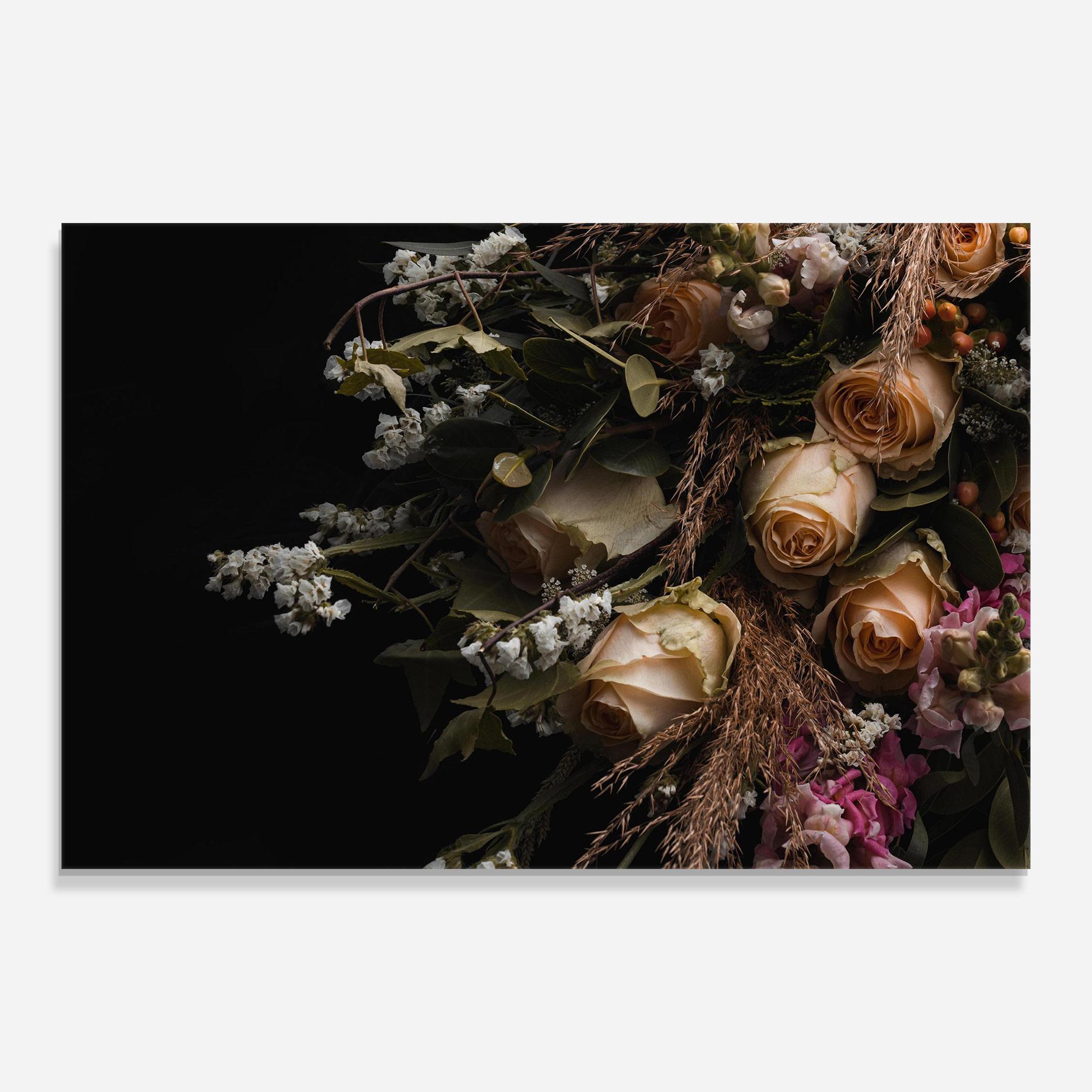 Glasbild Luxurious Cream Bouquet mockup 0