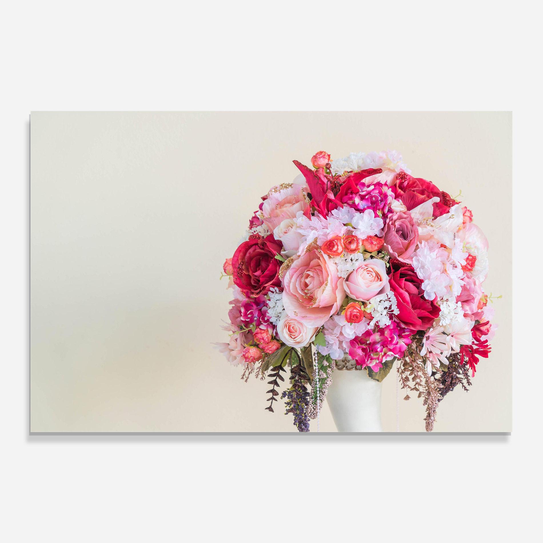 Glasbild Mixed Pink Flowers mockup 0