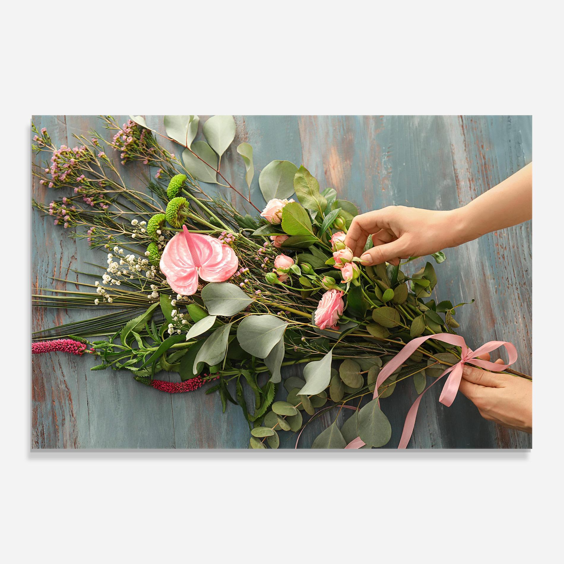 Glasbild Preparing Bouquet mockup 0