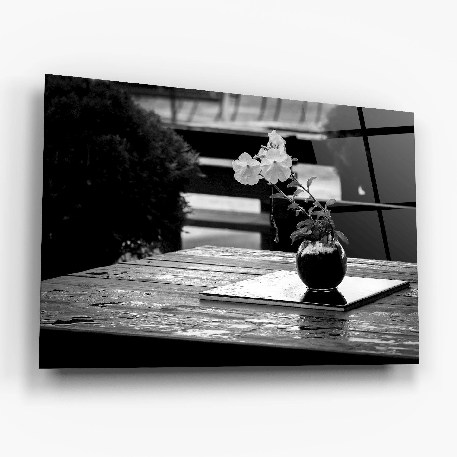 Glasbild Black Vase View mockup 6