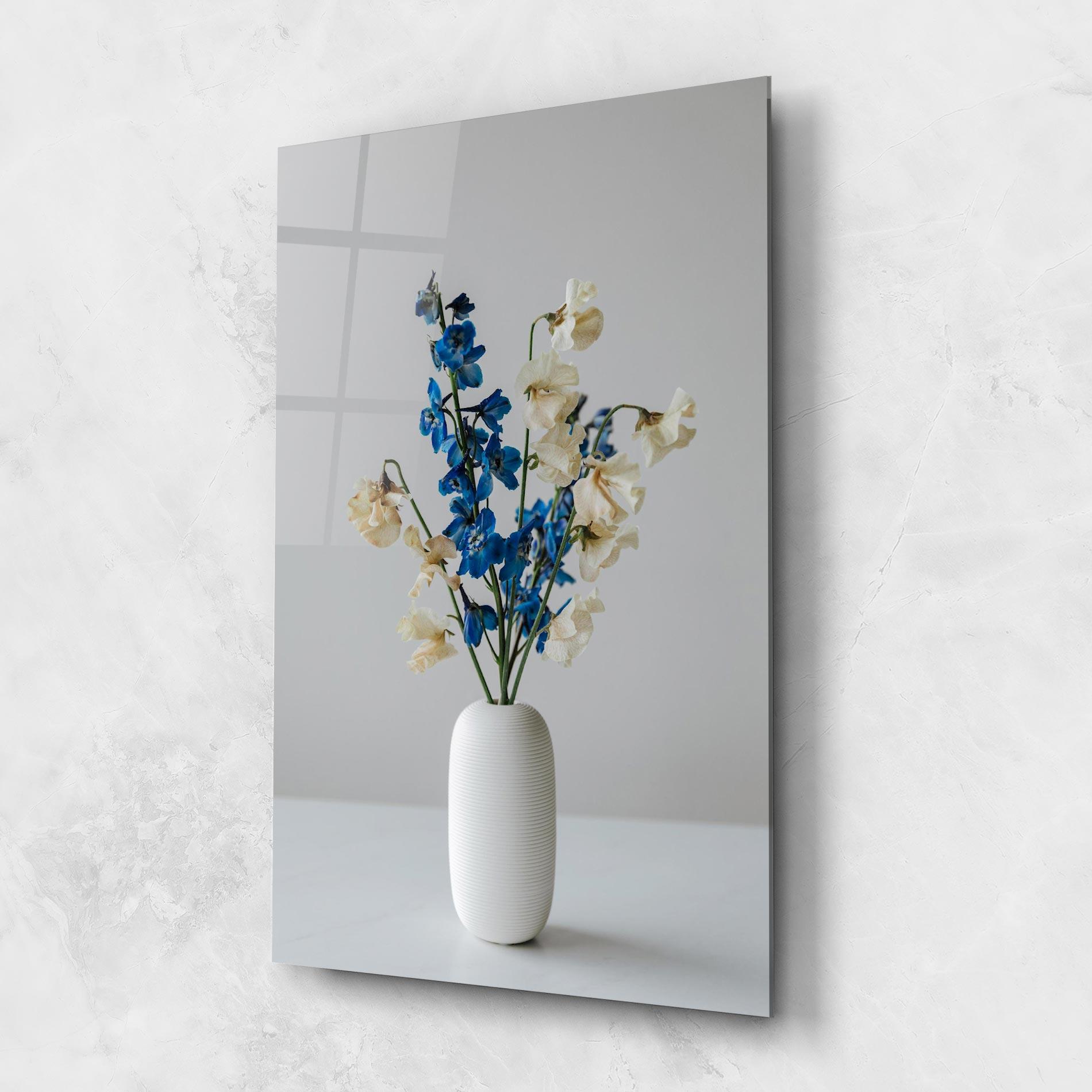 Glasbild Blue White Vase mockup 1
