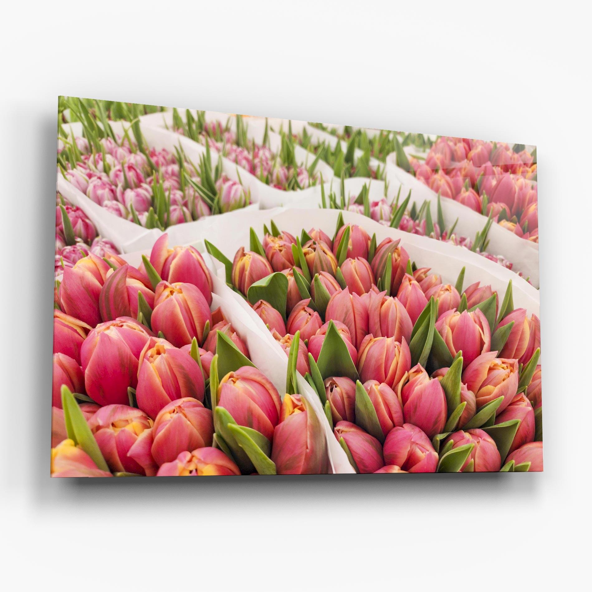 Glasbild Pretty Pink Tulips Bouquet mockup 6