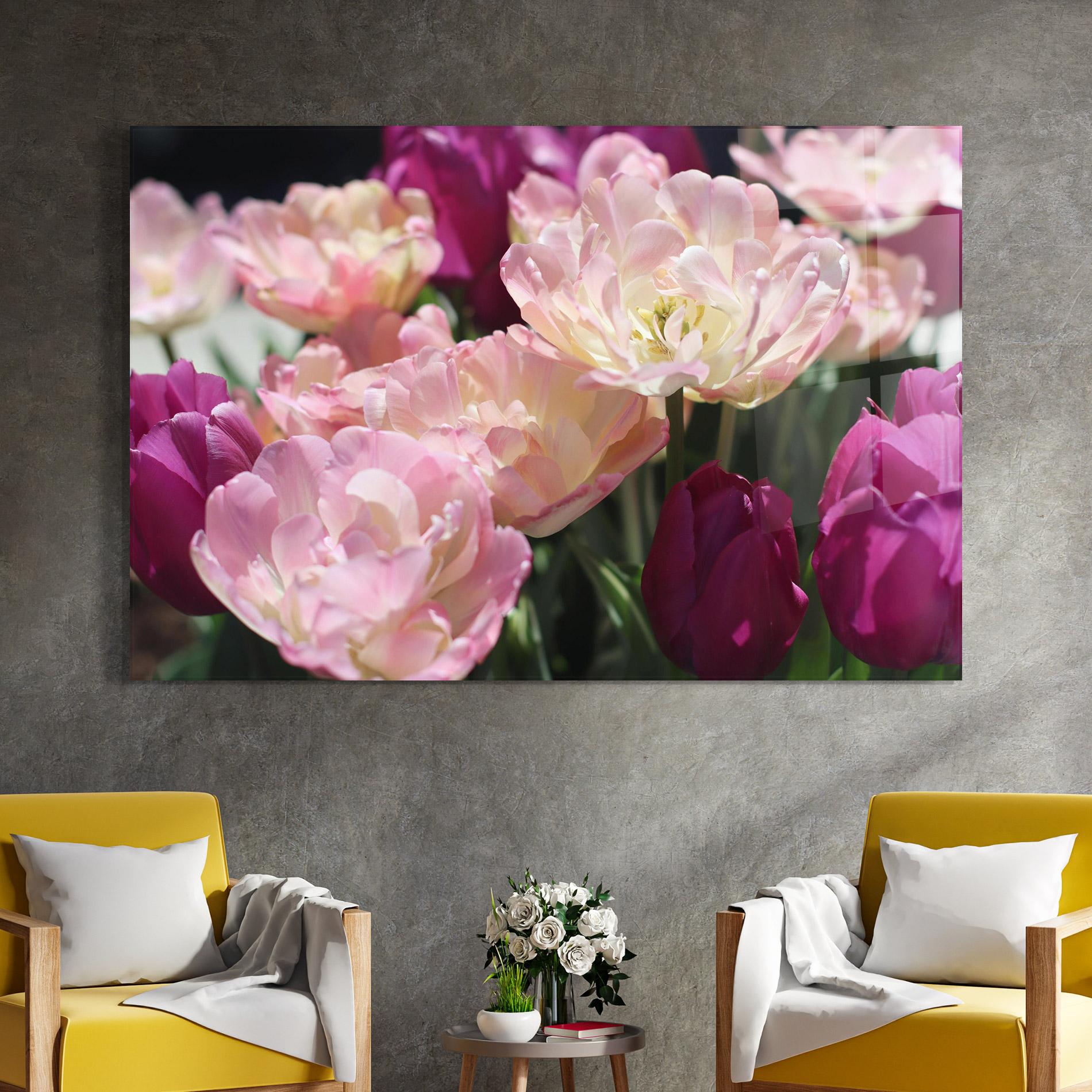 Glasbild Opened Tulips mockup 4