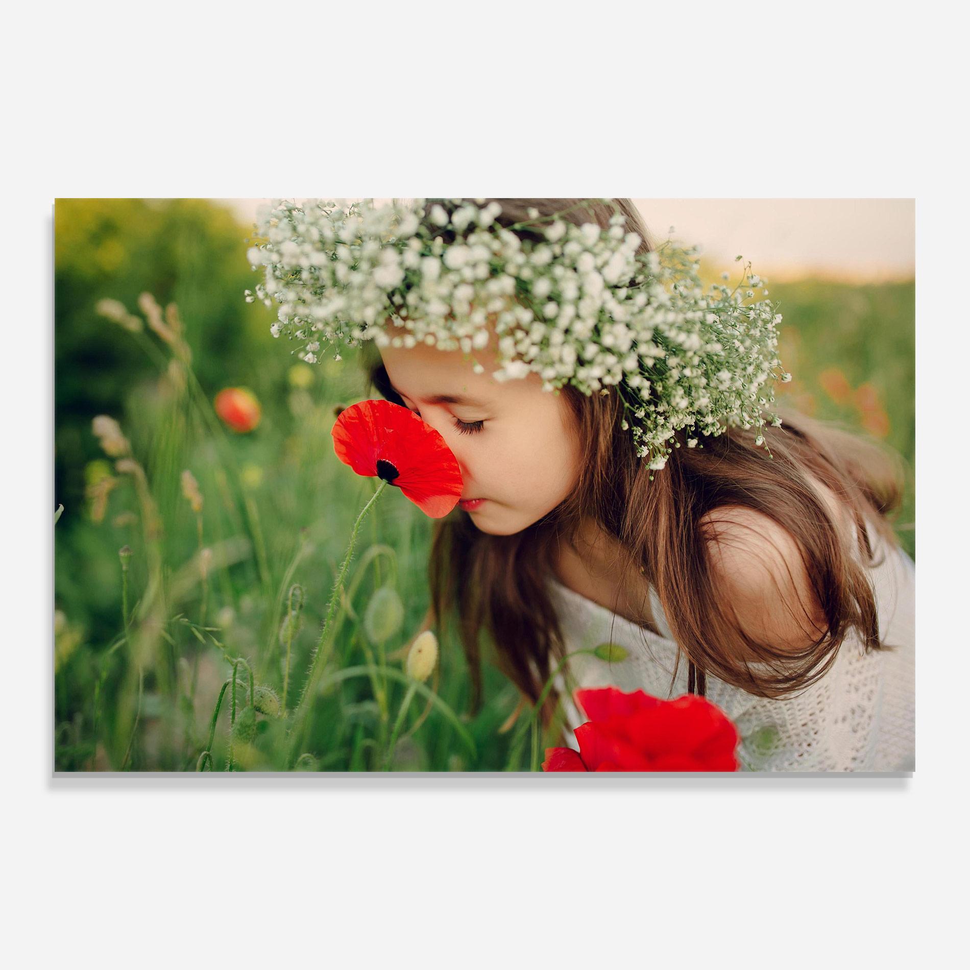Glasbild Girl With Poppies mockup 0