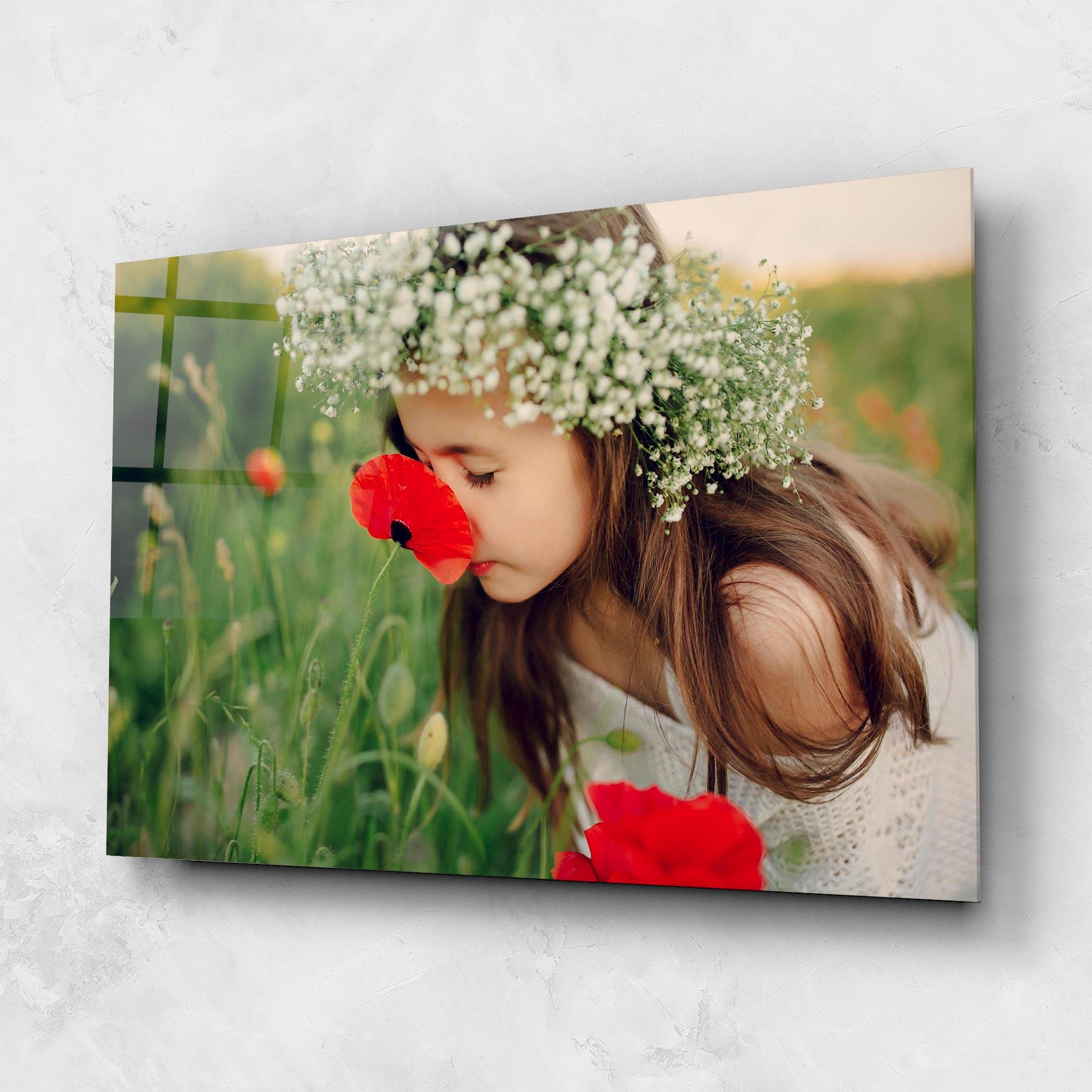Glasbild Girl With Poppies mockup 1