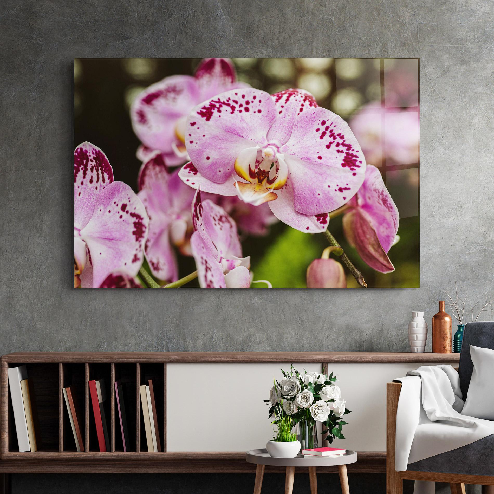 Glasbild Big Pink Orchid In Nature mockup 2
