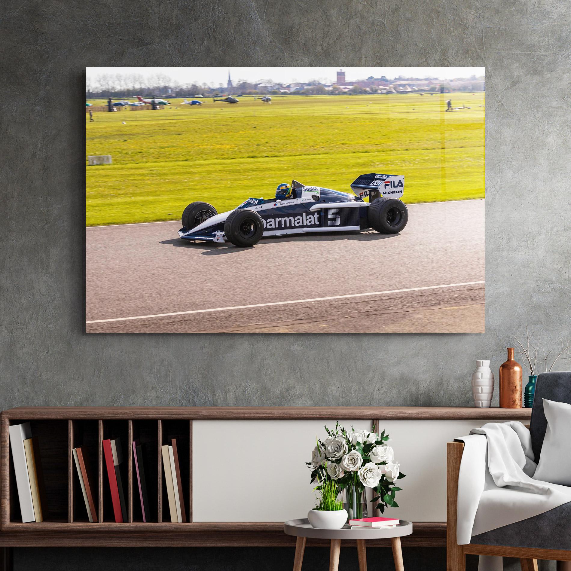 Glasbild Black F1 Car mockup 2