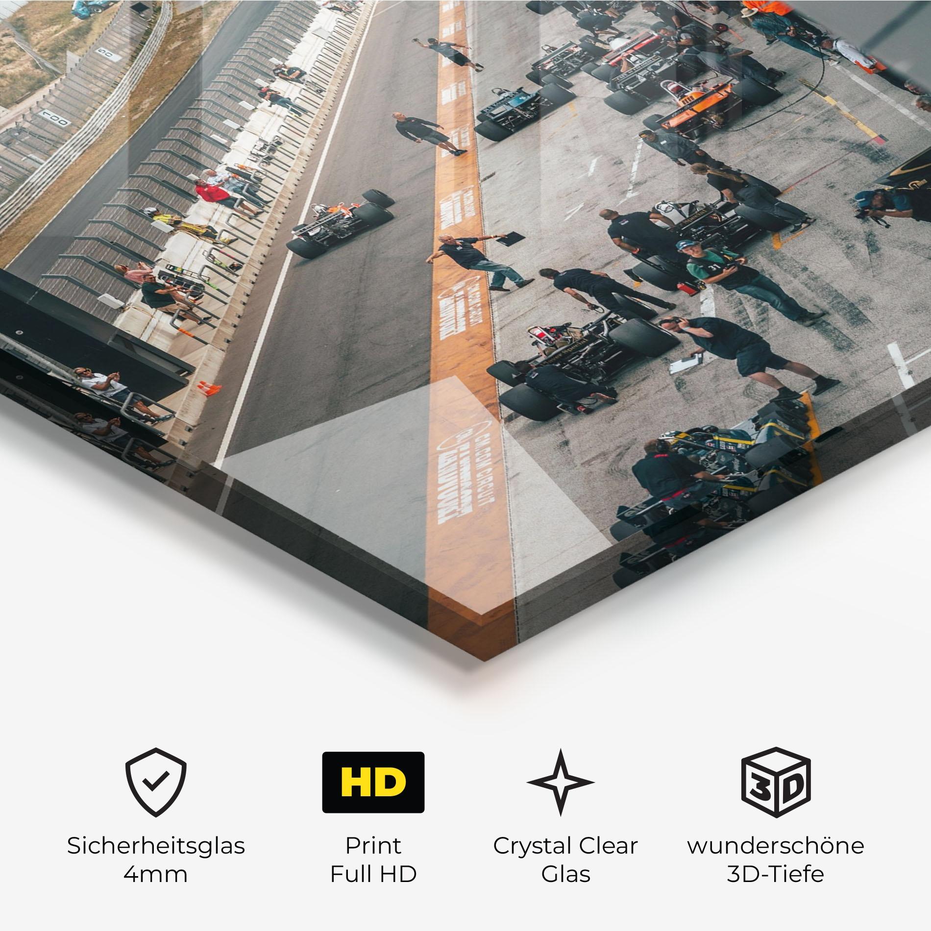 Glasbild Fromula 1 Cars mockup 3