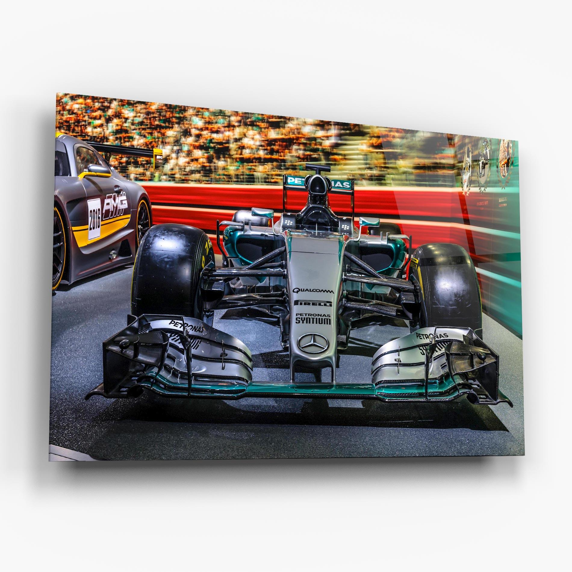Glasbild Black Green F1 mockup 6