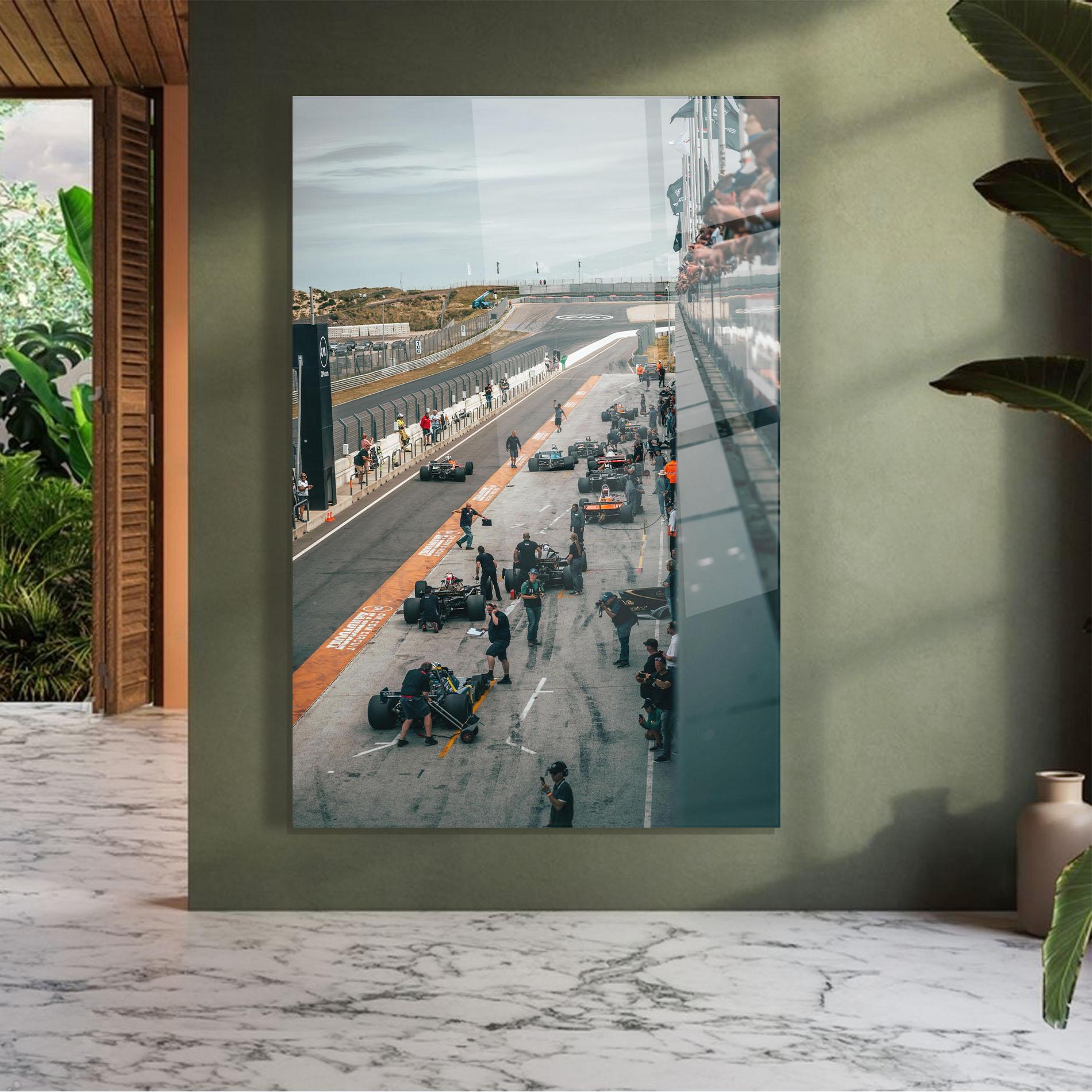 Glasbild Fromula 1 Cars mockup 7