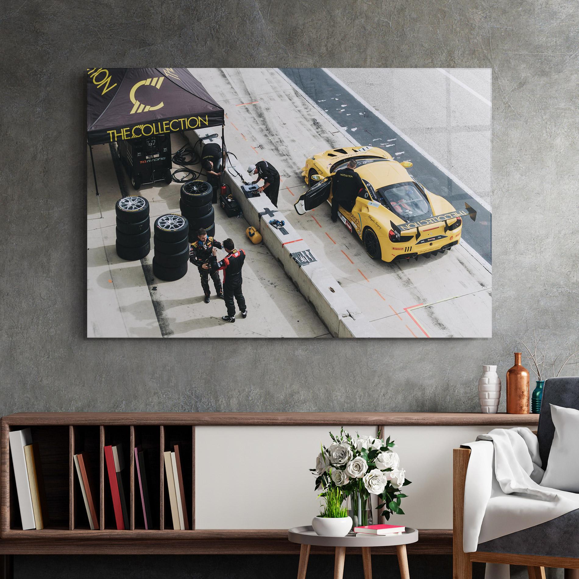 Glasbild Yellow Race Car mockup 2