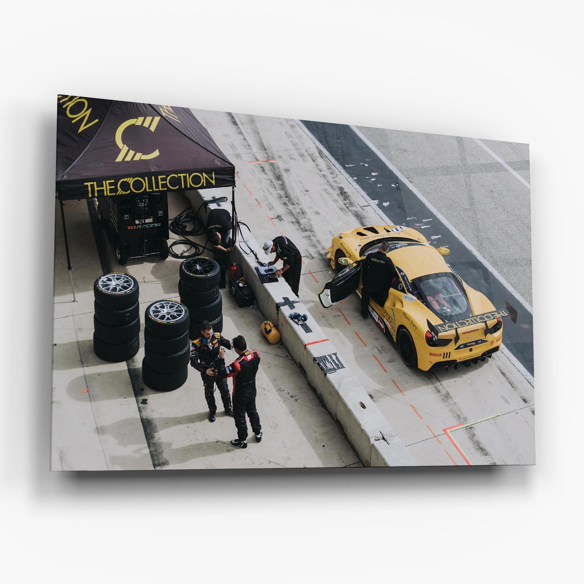 Glasbild Yellow Race Car mockup 6