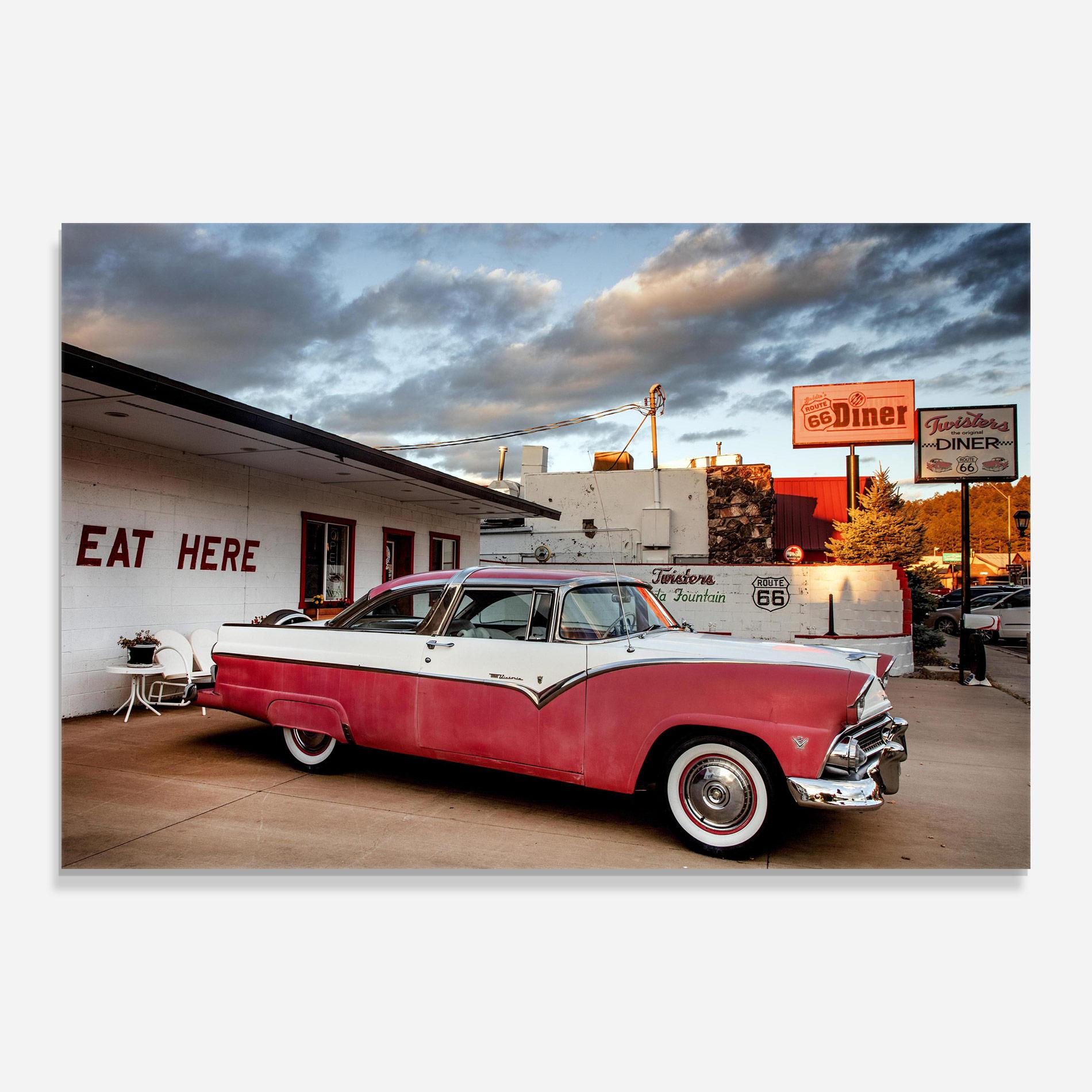 Glasbild Cloud Old Car mockup 0