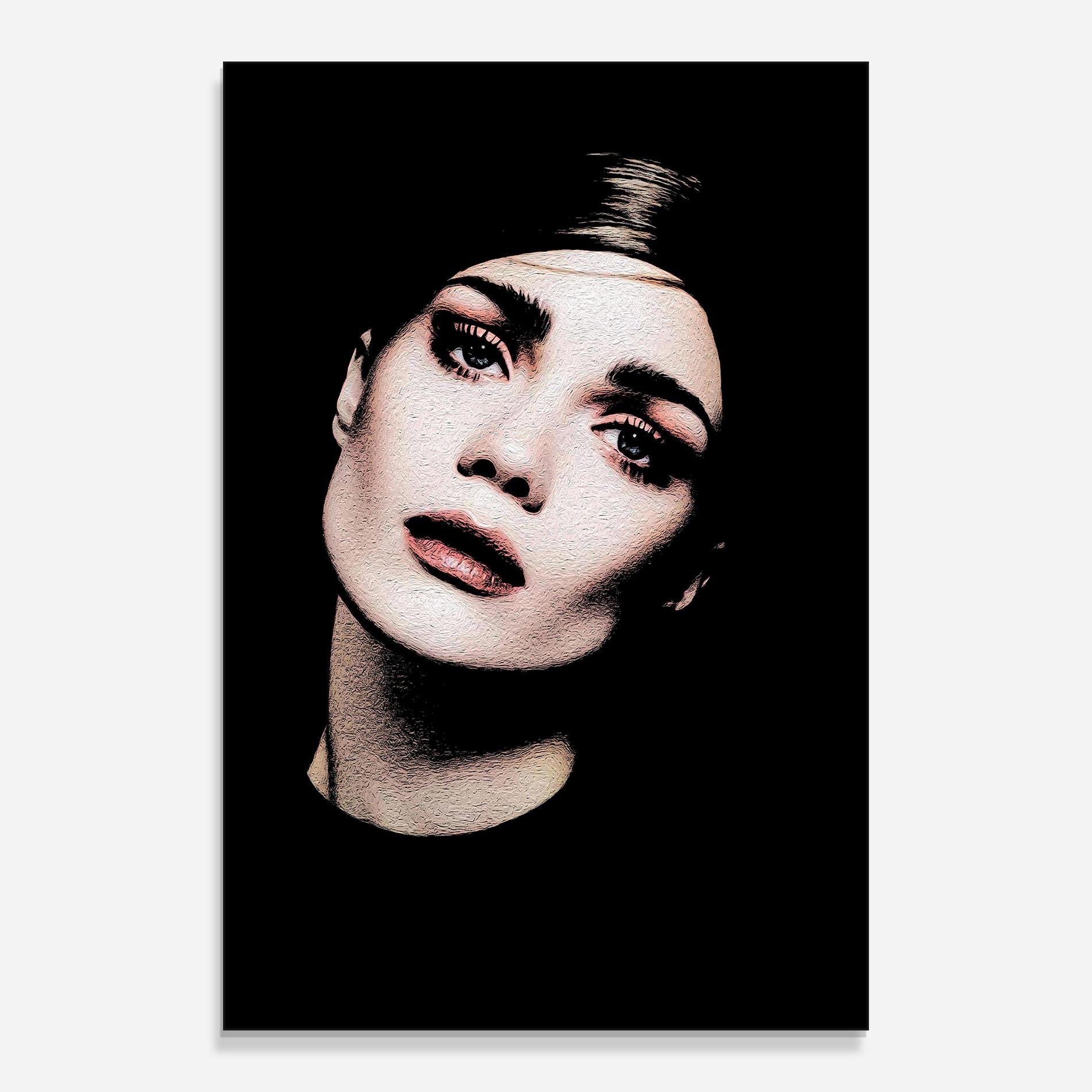 Glasbild Blue Eyes Lady mockup 0