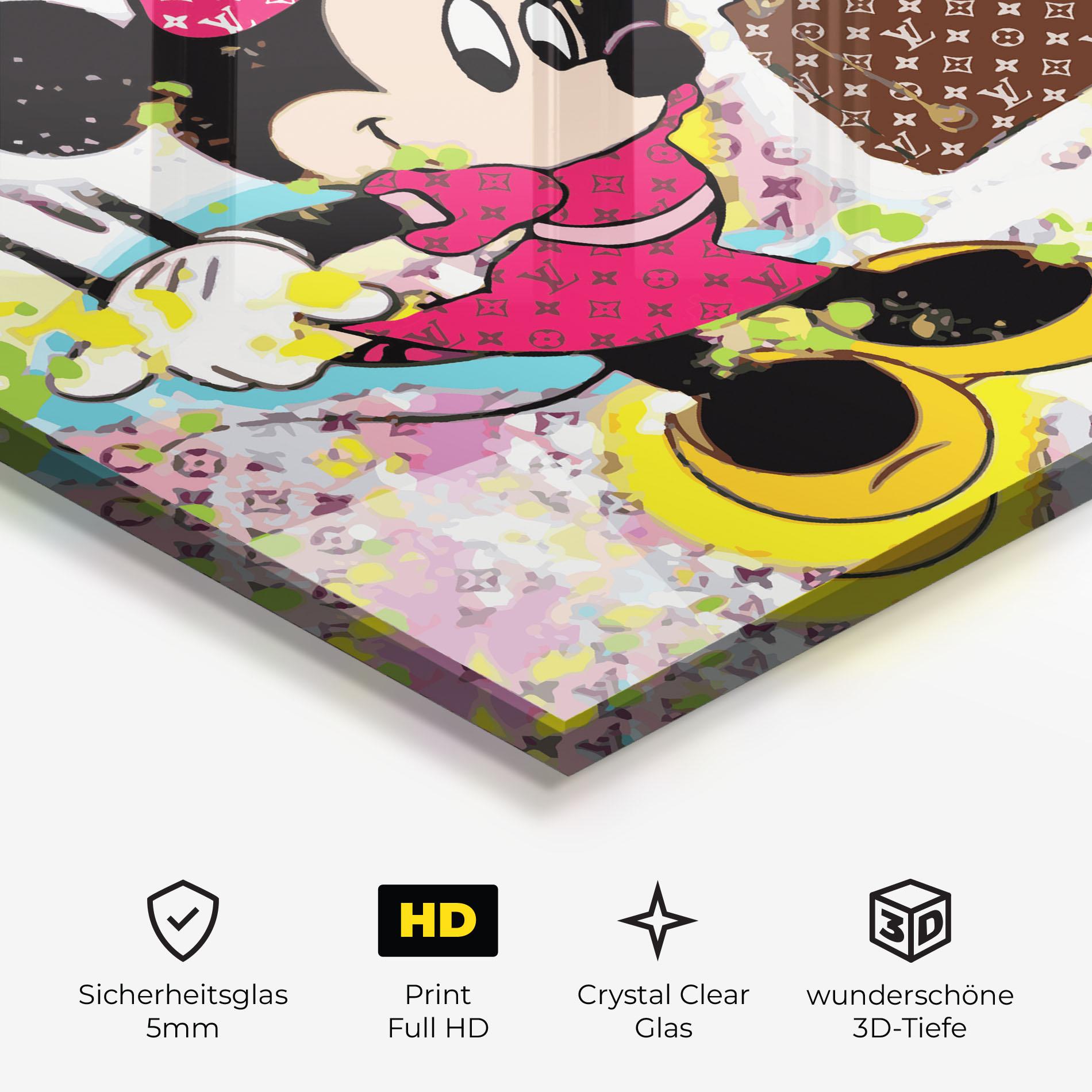 Glasbild Minnie Comes Back In Fashion mockup 3