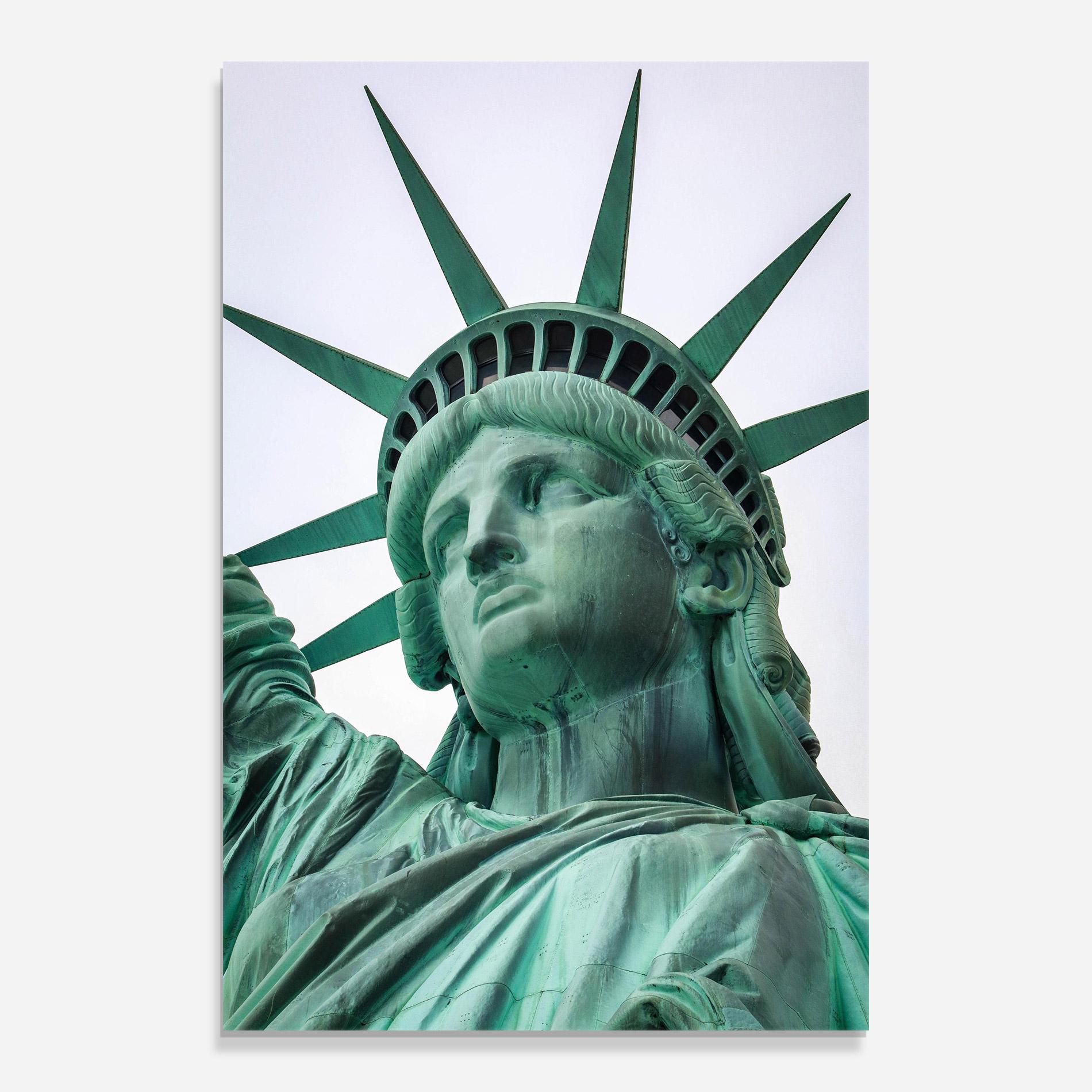 Glasbild Statue Of Liberty Head mockup 0